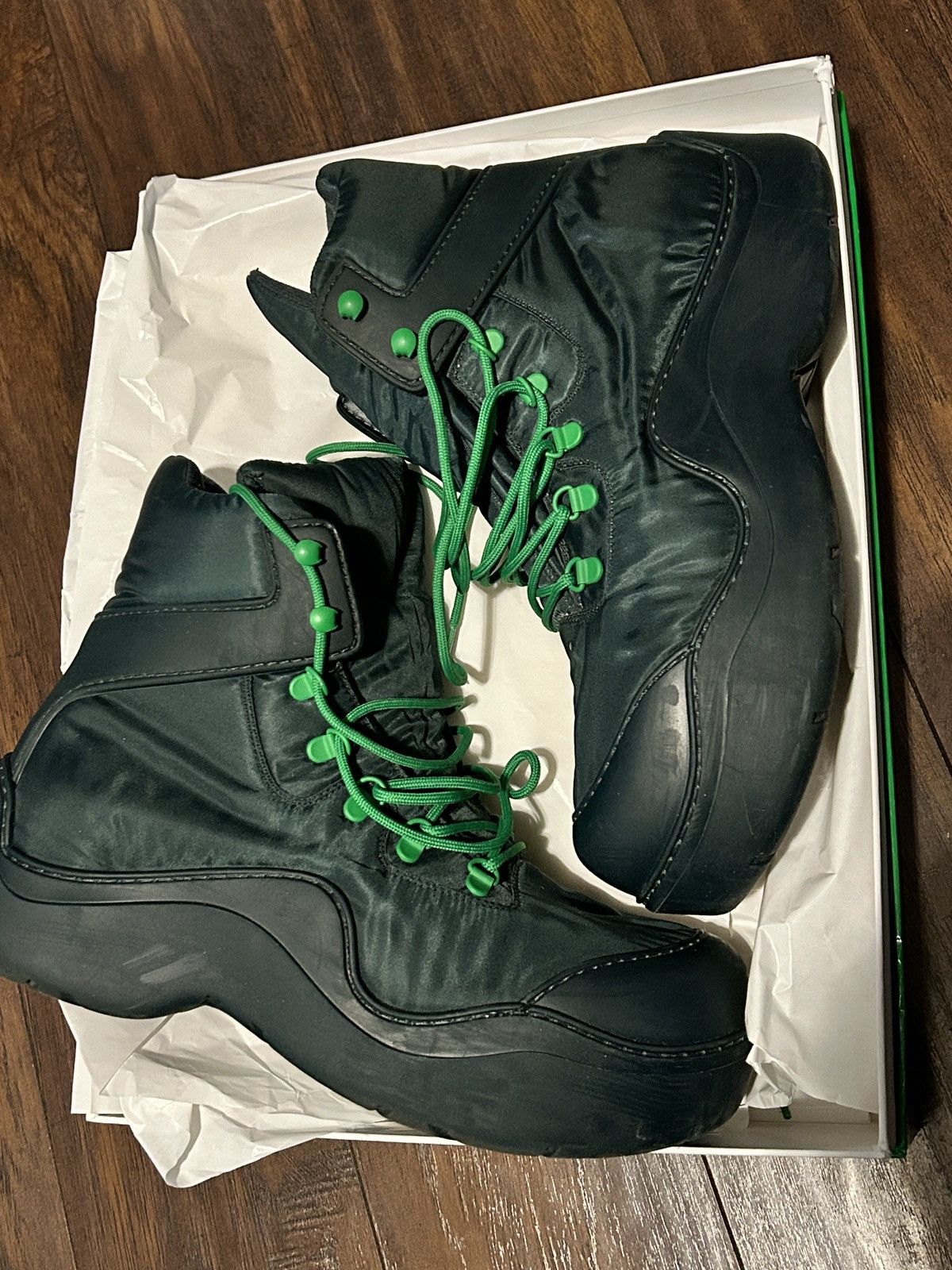 image of Bottega Veneta Green Puddle Bomber Boots, Men's (Size 11)