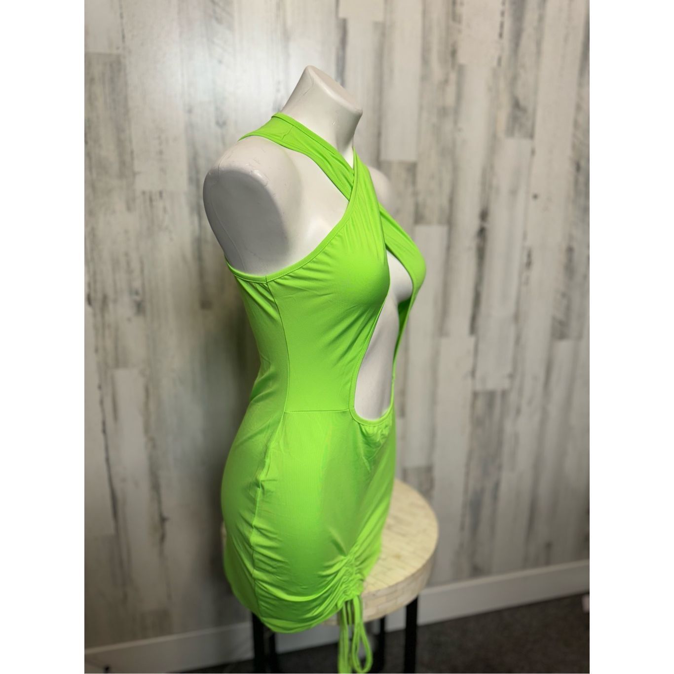 Other Fashion Nova Lime Green Cross Front Bodycon Mini Dress – Medium Size M / US 6-8 / IT 42-44 - 4 Thumbnail