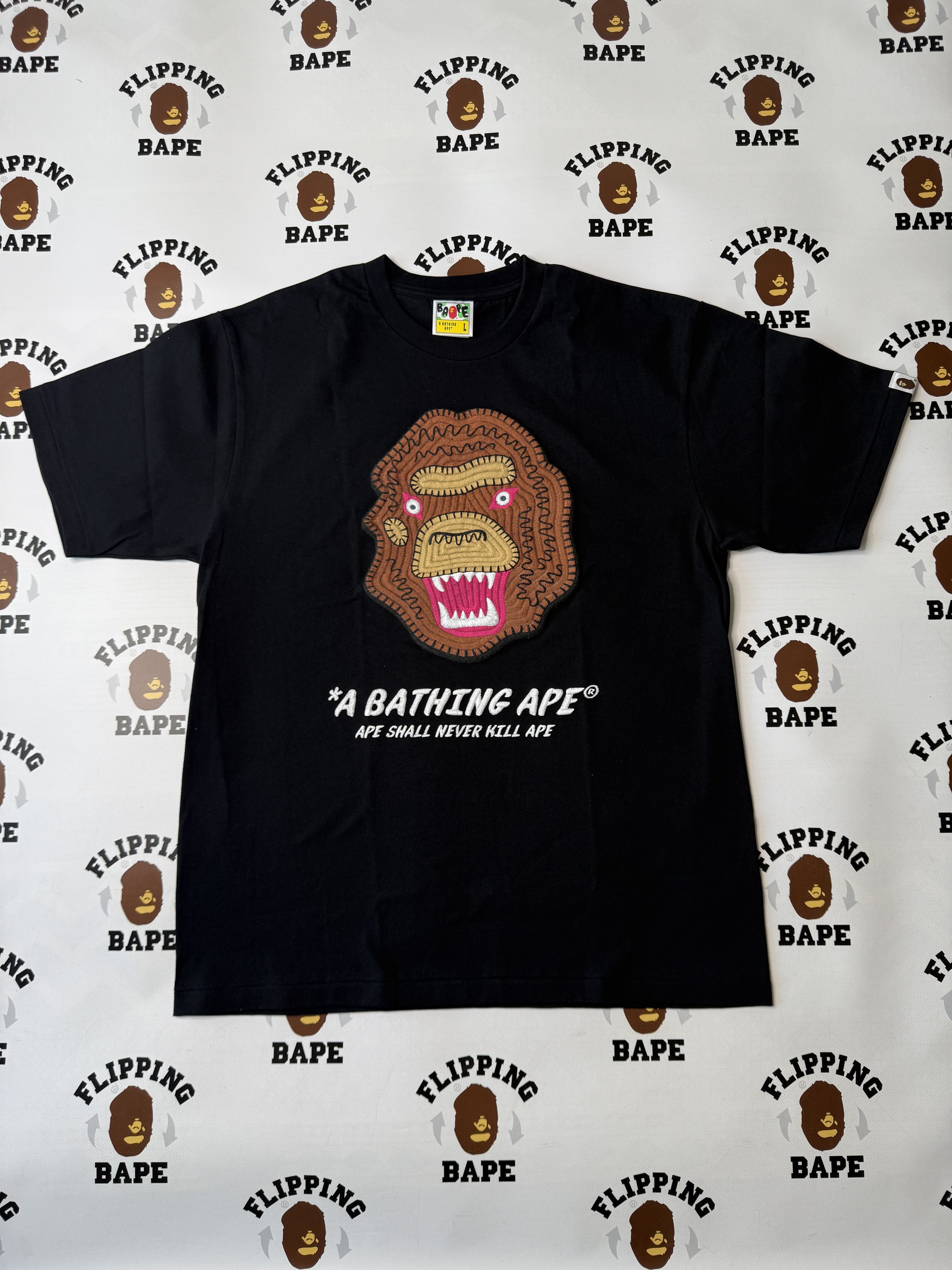 Bape BAPE EMBROIDERY STYLE SOUVENIR LOGO TEE (2025) Size US L / EU 52-54 / 3 - 1 Thumbnail