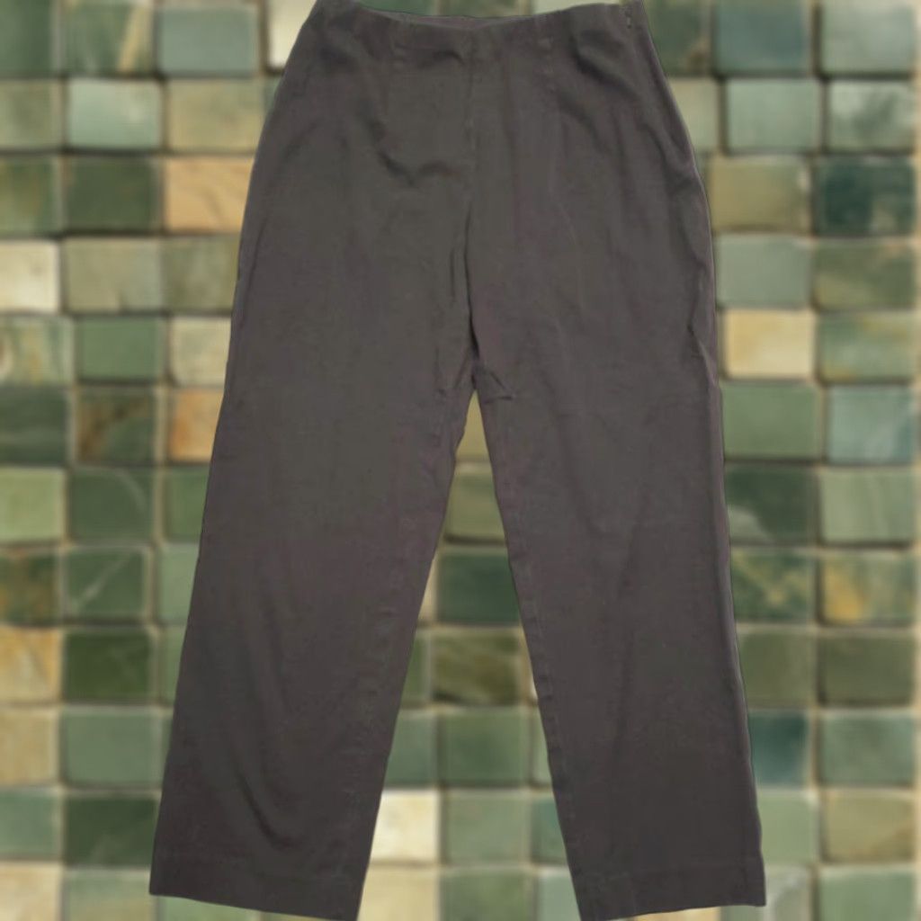 Eddie Bauer Eddie Bauer Tech Capri Pant Women 10 Black Bremerton Fit Skimmer Crop Pant Size 32" / US 10 / IT 46 - 1 Thumbnail