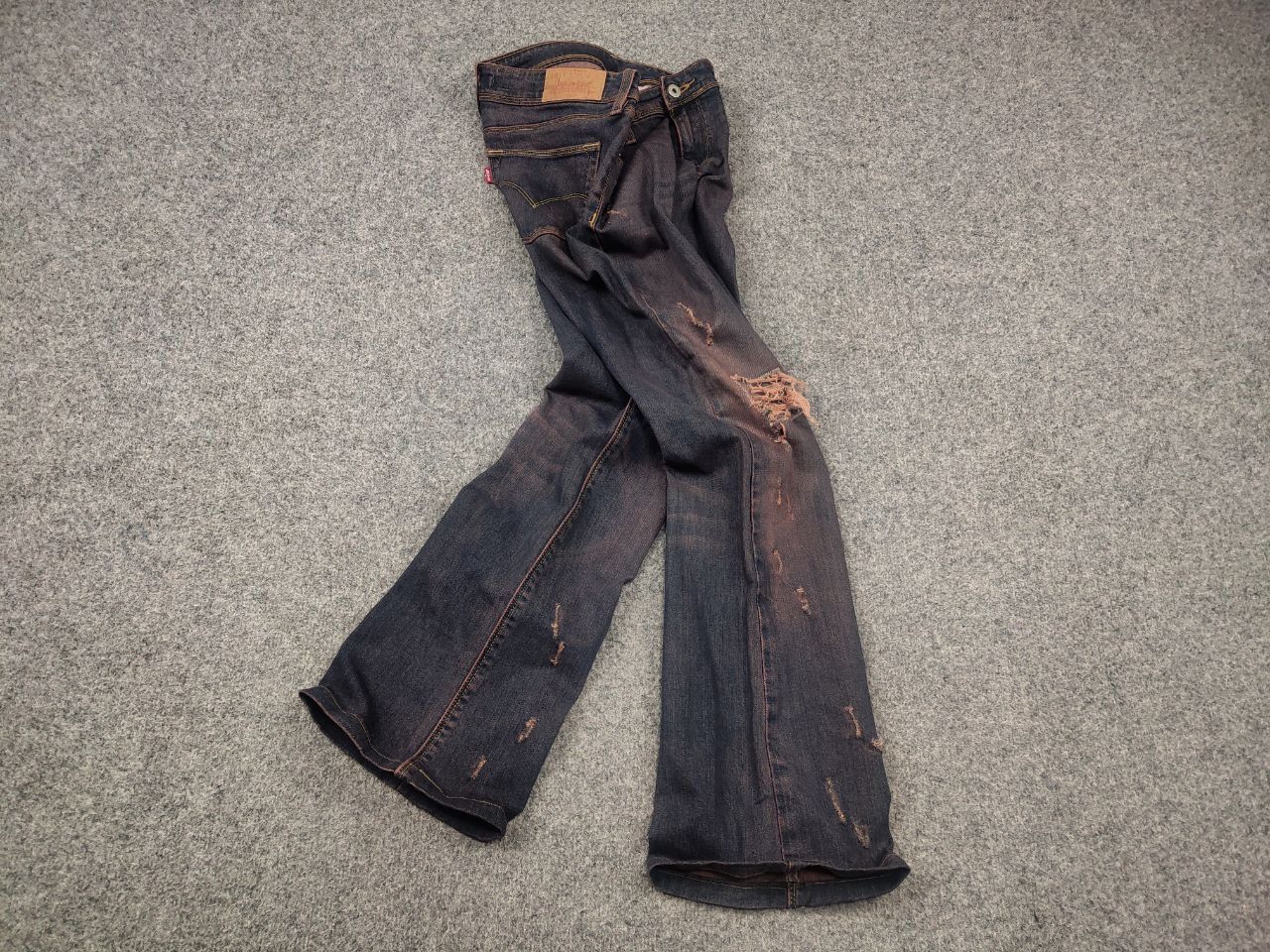 Le Grande Bleu (L.G.B.) Vintage Levis 572 Bootcut Jeans if six was nine Y2K LGB Size 31" - 2 Thumbnail