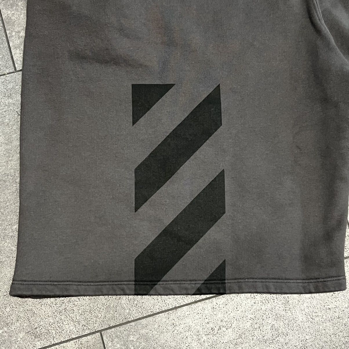 Off-White Off-White Diag Tab VTG Skate Sweatshort Black/Black Size US 36 / EU 52 - 6 Thumbnail