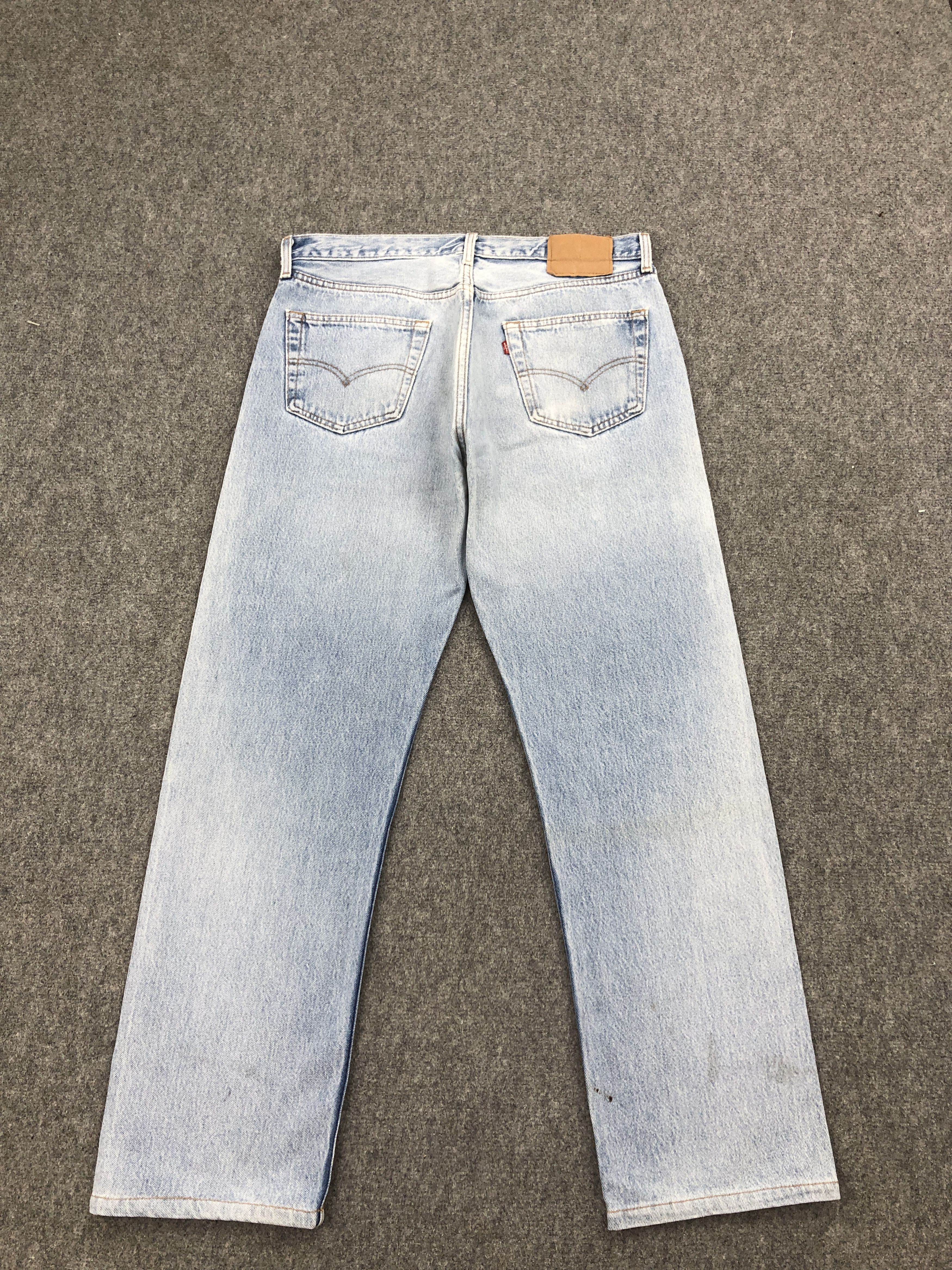 Light Blue Washed Vintage 90s Levis 501 Jeans