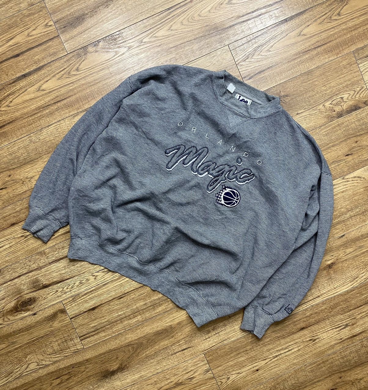 image of Vintage Crewneck Orlando Magic Lee Sport 90’S in Grey, Men's (Size XL)