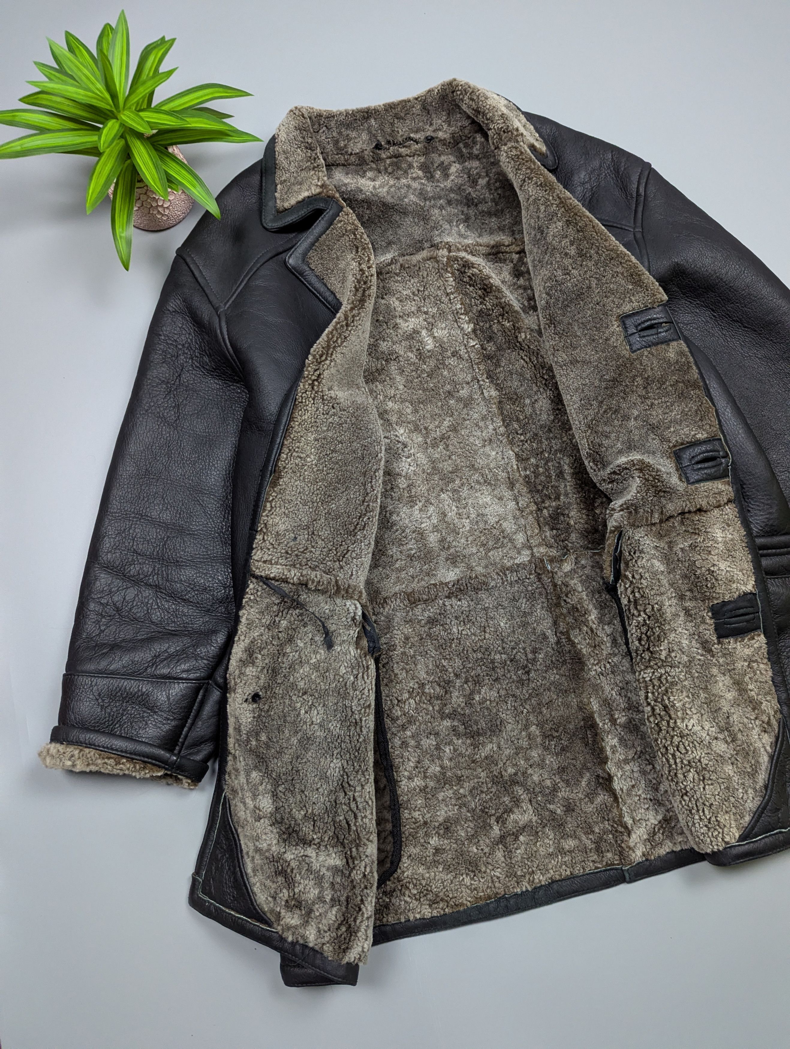 Other Men Black Sheepskin Shearling Leather Fur Coat Jacket 52 (L) Size US L / EU 52-54 / 3 - 8 Thumbnail