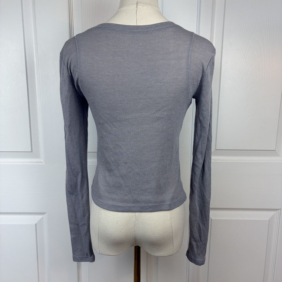Pacsun Pacsun gray fitted cropped long sleeve top Size S / US 4 / IT 40 - 2 Thumbnail