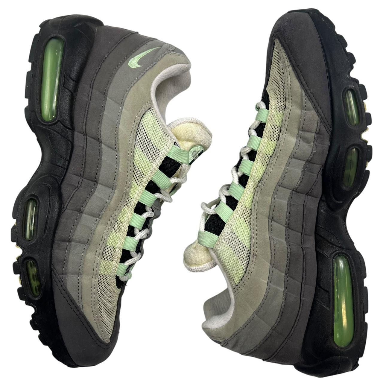 Nike Nike Air Max 95 OG Fresh Mint - Size US 10 / EU 44 / UK 9 Size US 10 / EU 43 - 3 Thumbnail
