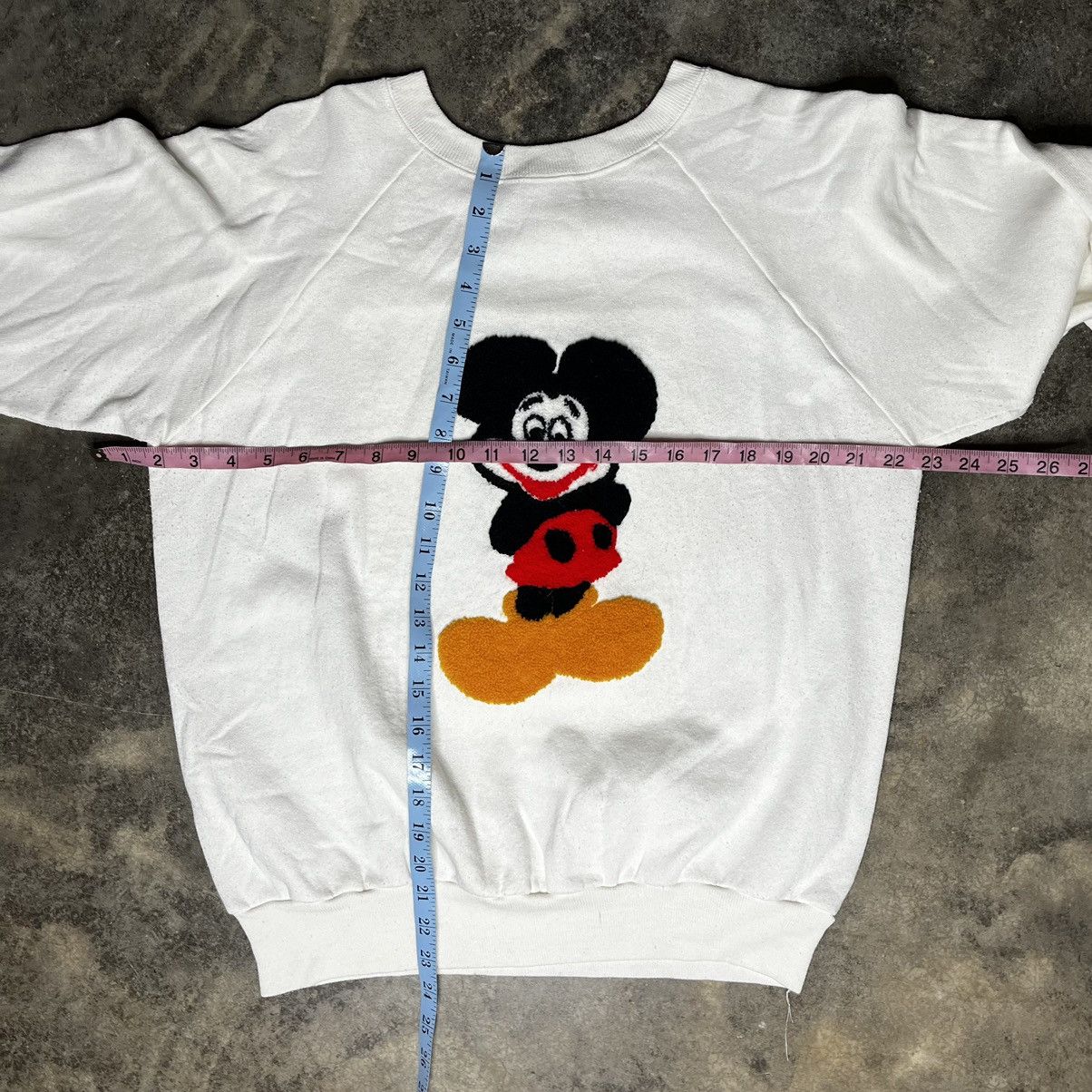Vintage vintage 70s 80s mickey mouse creepy sweatshirt Size US L / EU 52-54 / 3 - 9 Thumbnail