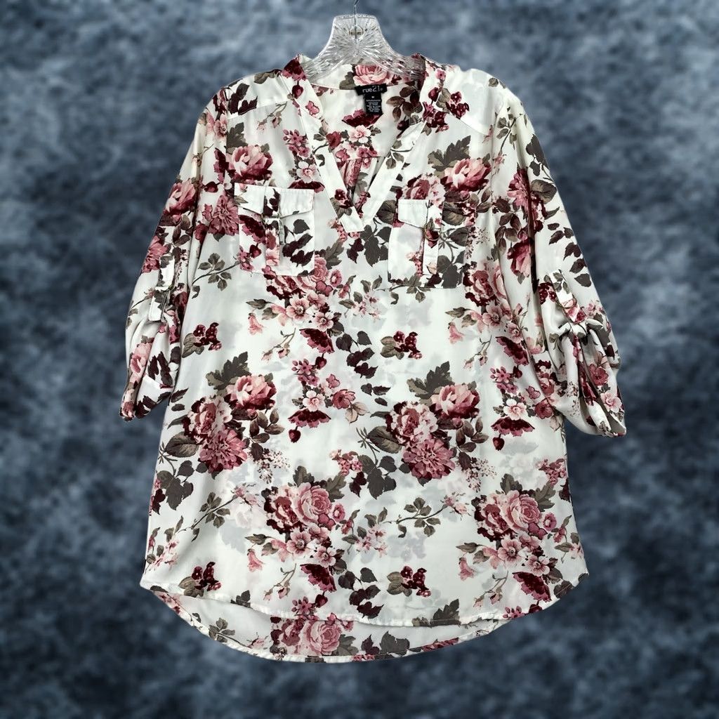 Vintage Rue21 Blouse M White Floral Bohemian Roll Tab Button Up V-Neck Pocket Womens Size M / US 6-8 / IT 42-44 - 1 Thumbnail