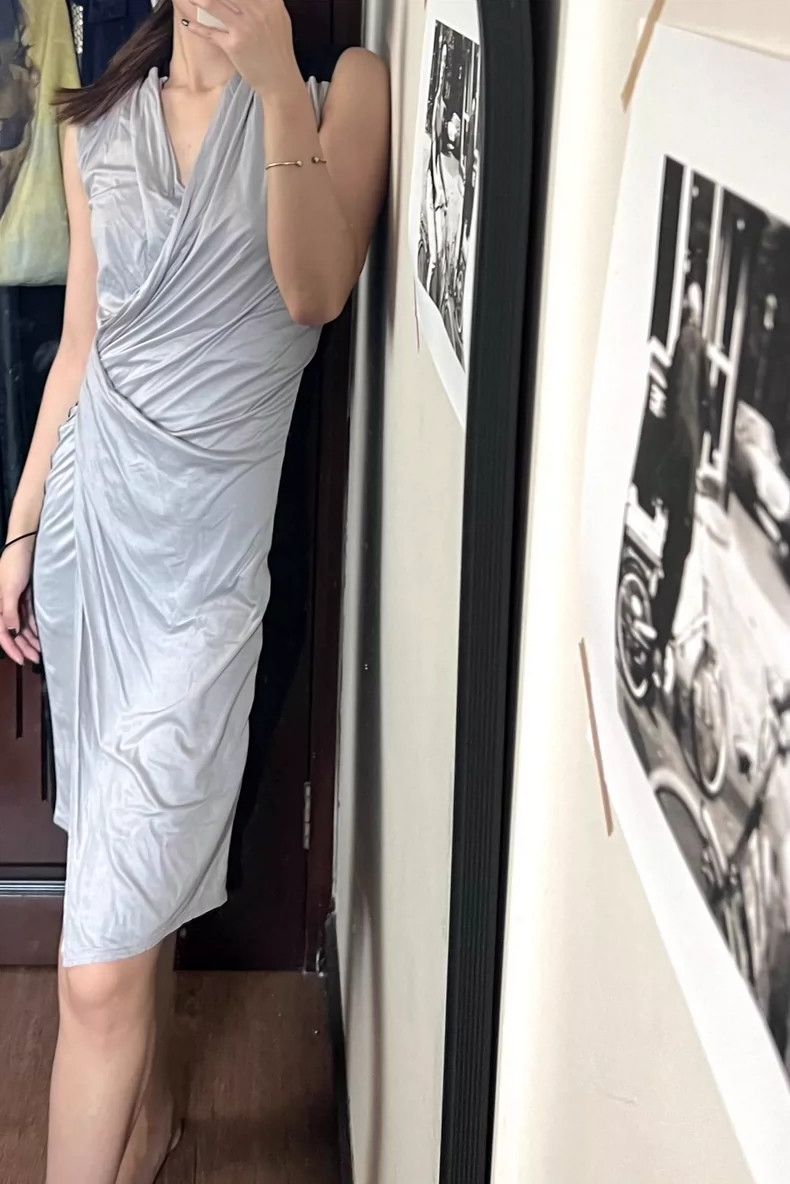 Helmut Lang helmut lang Modern gray stitching dress 2504-Nextarrow Size S / US 4 / IT 40 - 6 Thumbnail