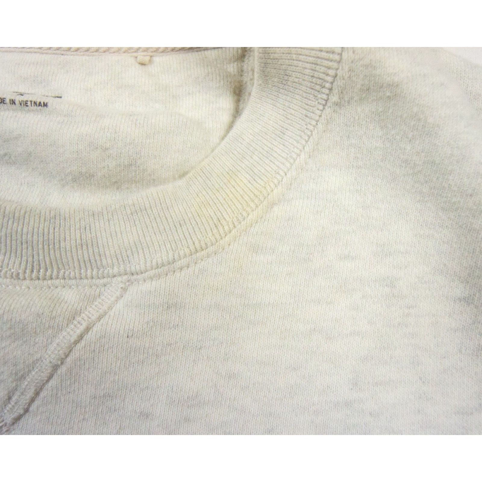Uniqlo VINTAGE Uniqlo Sweatshirt Mens Medium Crewneck Pullover Fleece Gray Logo Casual Size US M / EU 48-50 / 2 - 3 Thumbnail