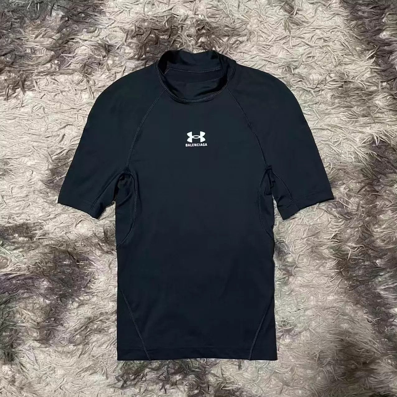 Balenciaga Balenciaga x Under Armour Spring 25 Fitted Short-Sleeve XS Size XS / US 0-2 / IT 36-38 - 1 Thumbnail