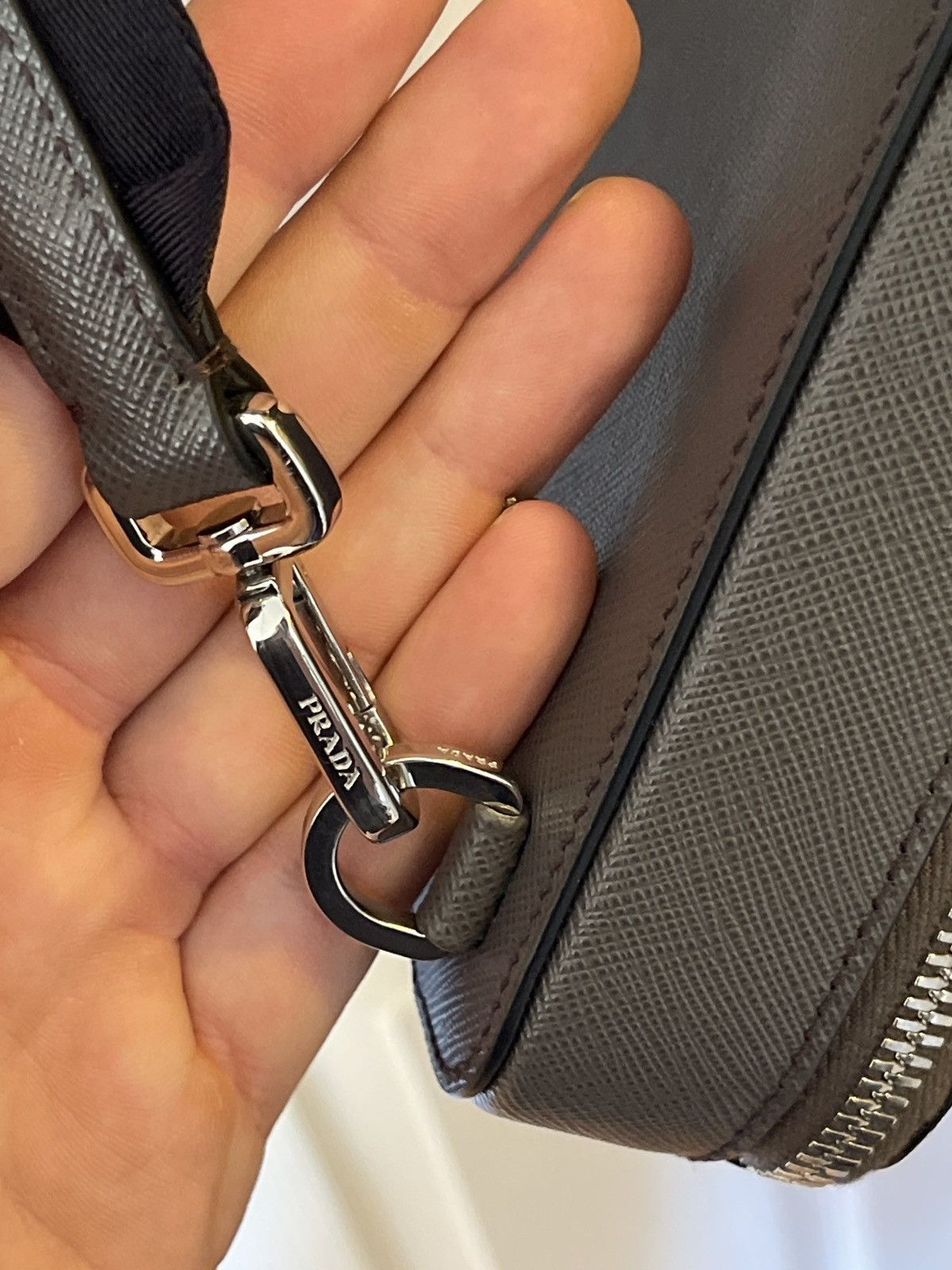 Prada Prada Grey leather cross body bag Size ONE SIZE - 6 Thumbnail