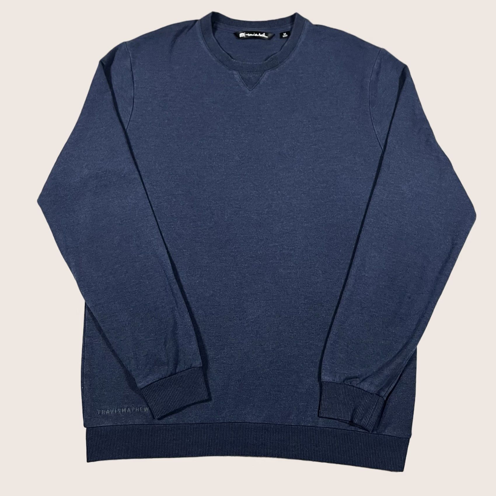 TravisMathew Travis Mathew Sweatshirt Mens XL Crewneck Golf Pullover Solid Blue Logo Embroidered Breathable Lightweight All Seasons Stretch Size US XL / EU 56 / 4 - 1 Thumbnail
