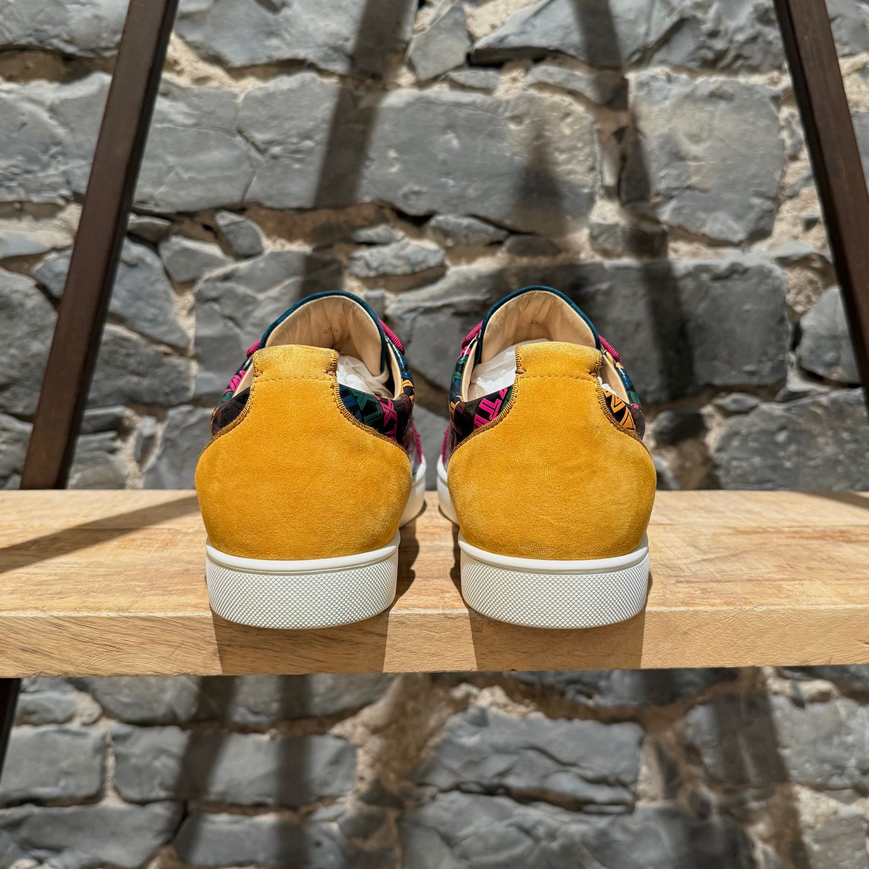 Christian Louboutin Christian Louboutin Logo Louis Junior Spikes Sneakers Size US 10.5 / EU 43-44 - 4 Thumbnail