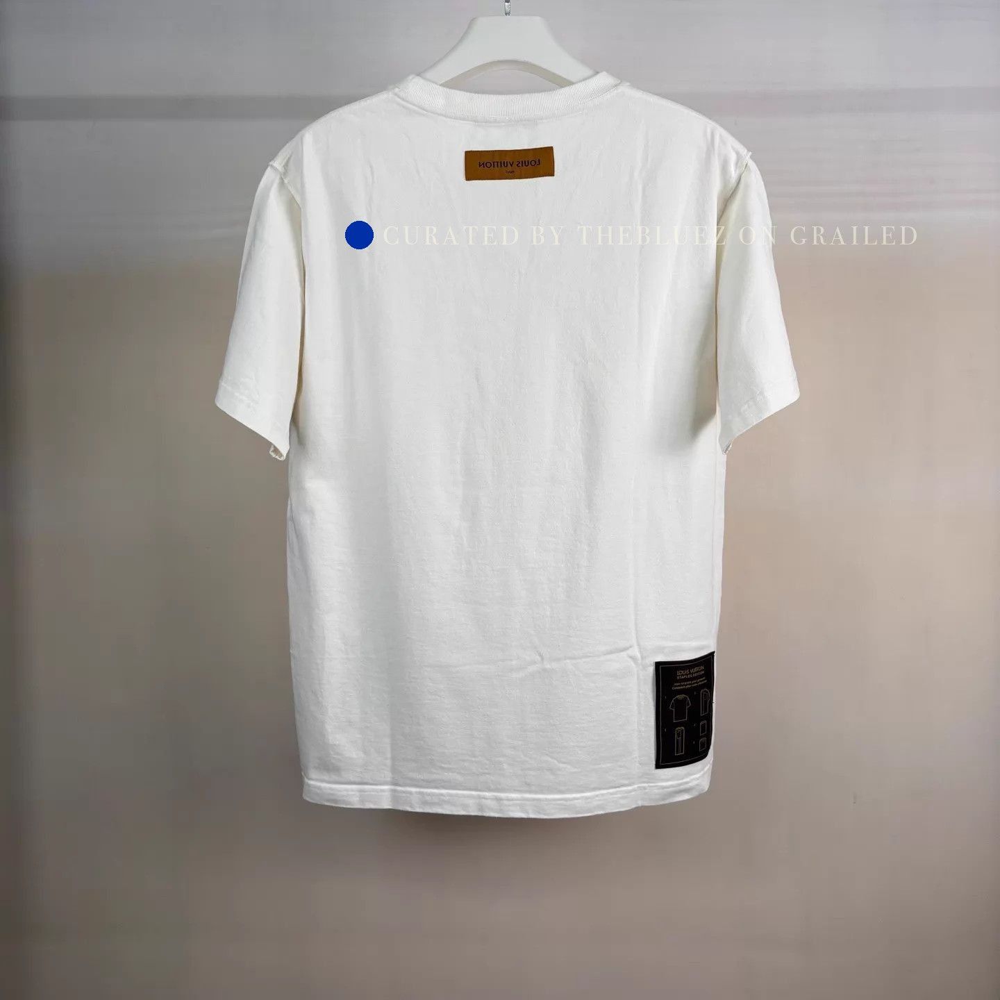 Louis Vuitton Unisex White Short Sleeve Tee with Back Logo Size US XXL / EU 58 / 5 - 1 Thumbnail
