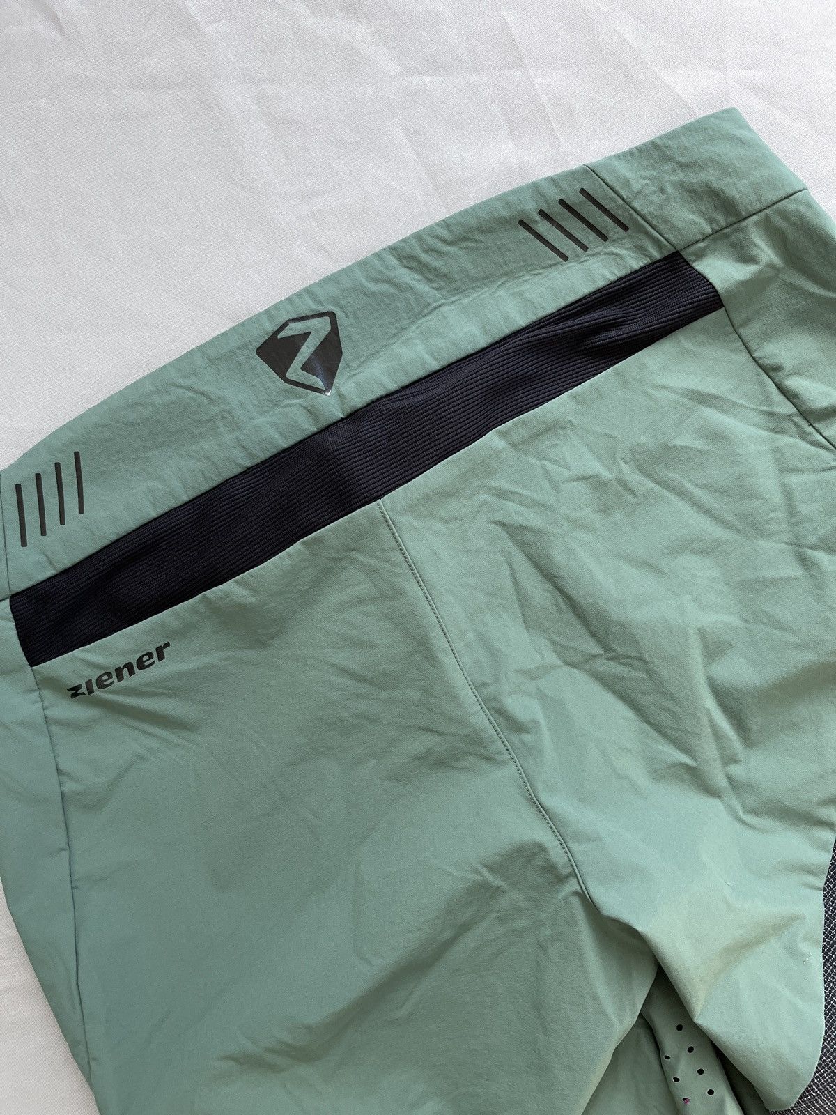 Other Ziener NIBAN X-SHAPE Cycling Shorts Size US 34 / EU 50 - 14 Thumbnail