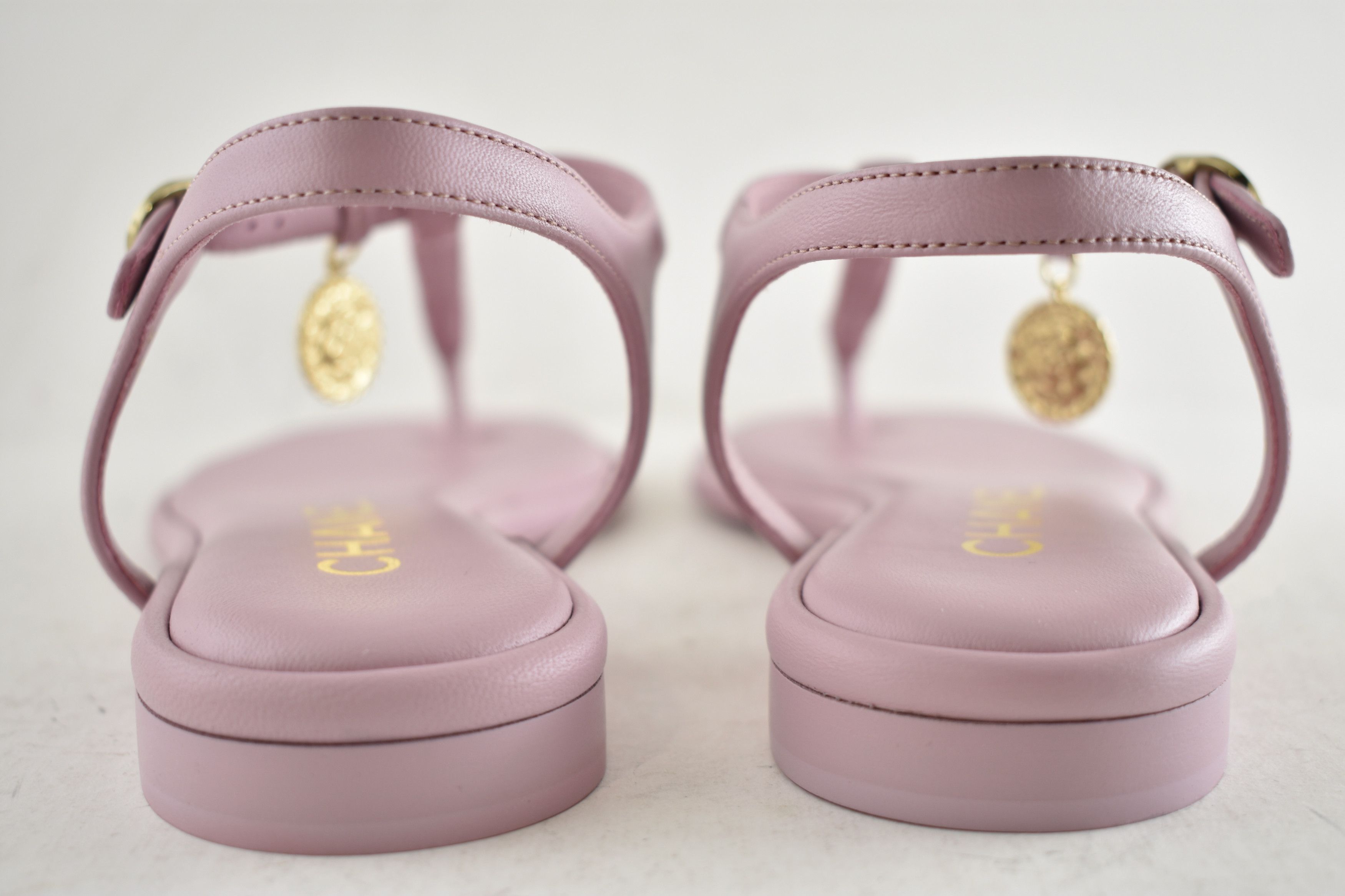 Chanel Chanel 24B Lilac Pink Gold CC Logo Flat Thong Sandal 39.5 Size US 9.5 / IT 39.5 - 15 Thumbnail