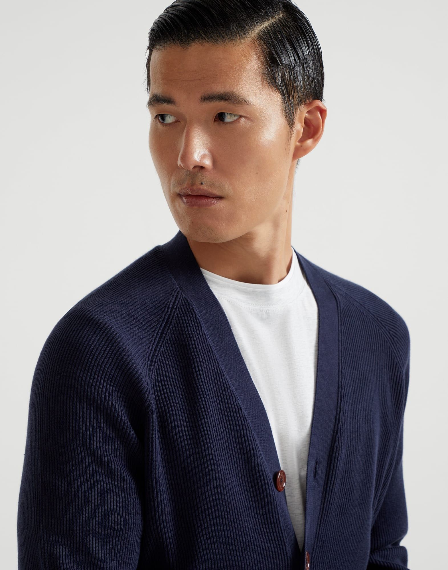 Brunello Cucinelli o1w1db10326 Cardigan in Navy Blue Size US M / EU 48-50 / 2 - 4 Thumbnail