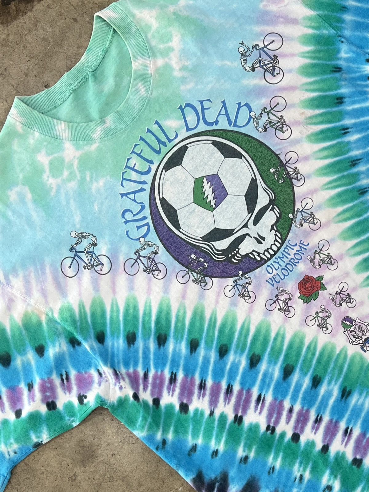 Band Tees Vintage 1990 Grateful Dead Olympic Velodrome Tie Dye Tee XL Size US XL / EU 56 / 4 - 1 Thumbnail