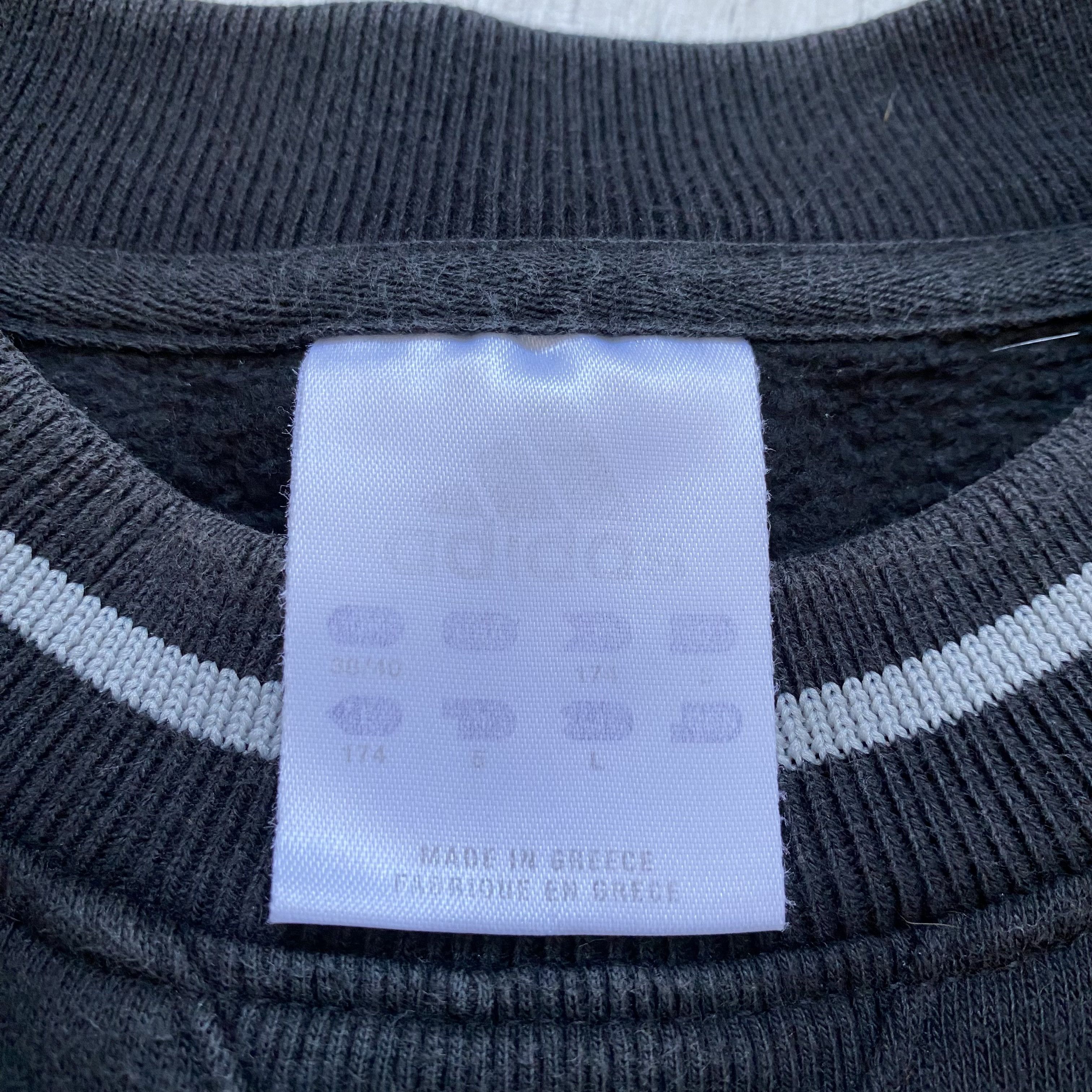 Adidas Vintage 90s Faded Adidas boxy sweatshirt Y2K mini logo Size US S / EU 44-46 / 1 - 8 Thumbnail