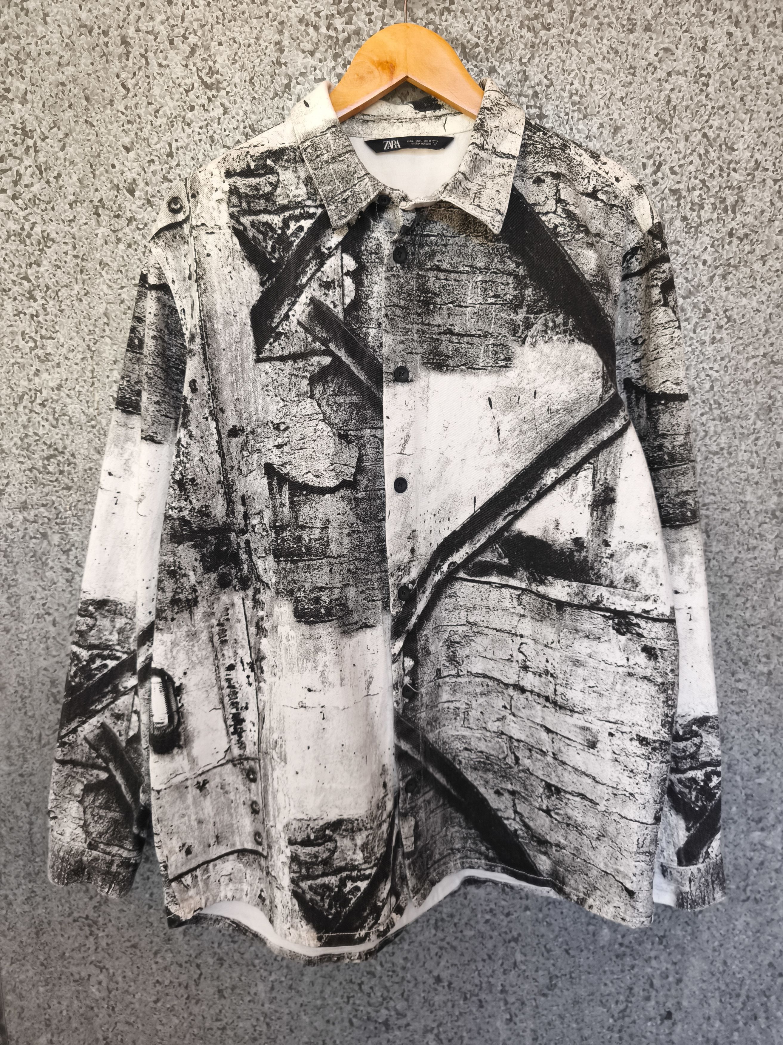 Zara Zara jacket Art design Full print Size US L / EU 52-54 / 3 - 1 Thumbnail