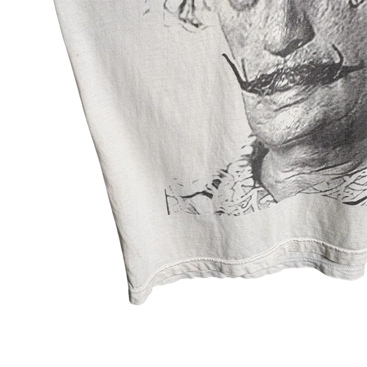Vintage Vintage 00s Salvador Dali Photo Graphic Distressed T-Shirt Size US M / EU 48-50 / 2 - 8 Thumbnail