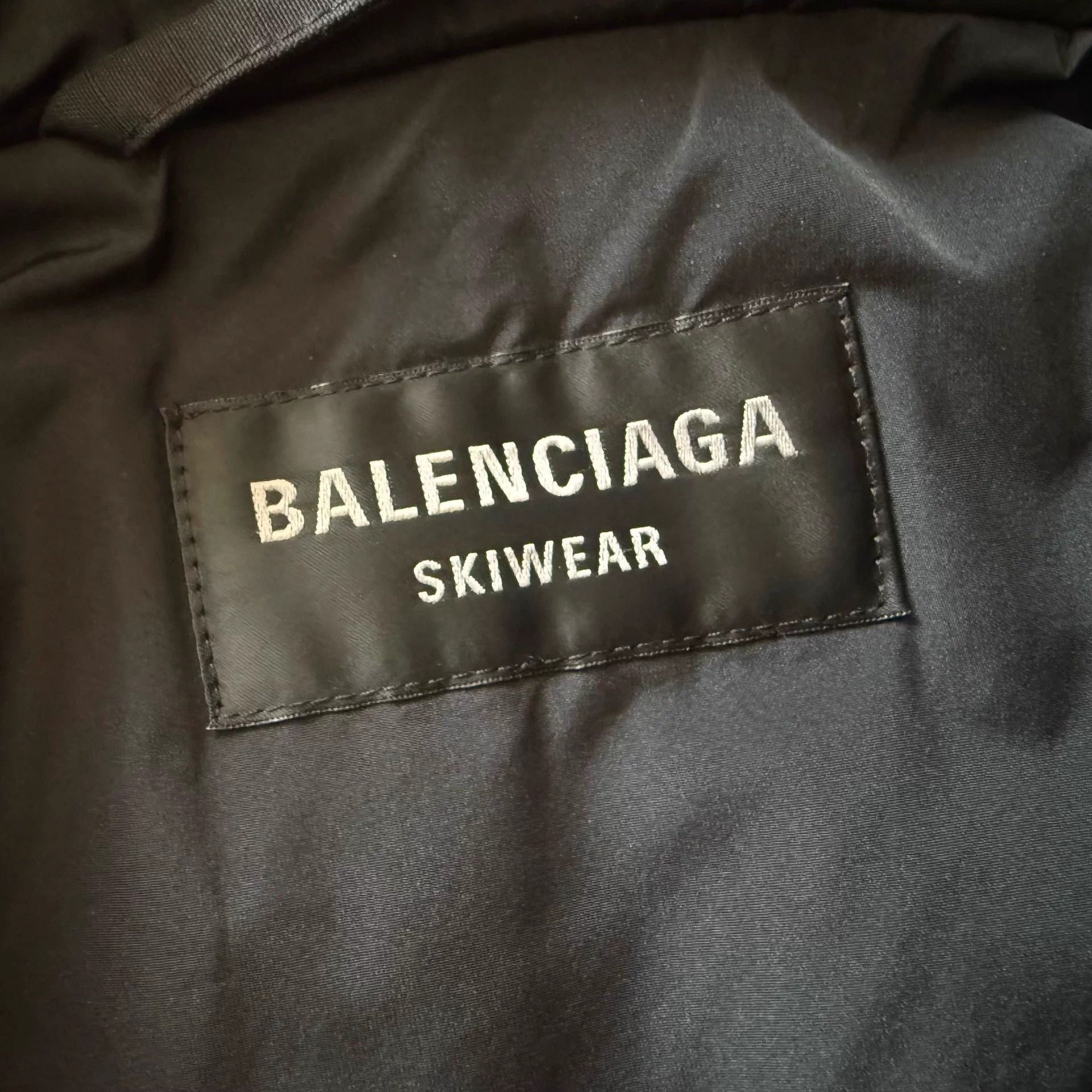 Balenciaga Balenciaga SKIWEAR Logo zip hooded parka men's black Size US S / EU 44-46 / 1 - 3 Thumbnail