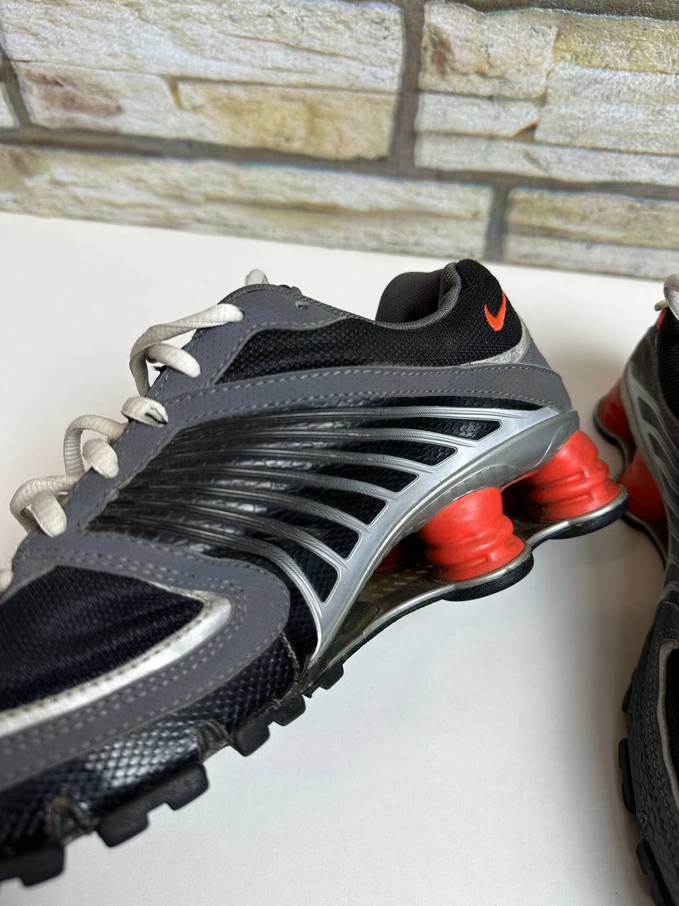 Nike Nike Shox R4 Mens Vintage Rare Y2K Size US 8 / EU 41 - 5 Thumbnail
