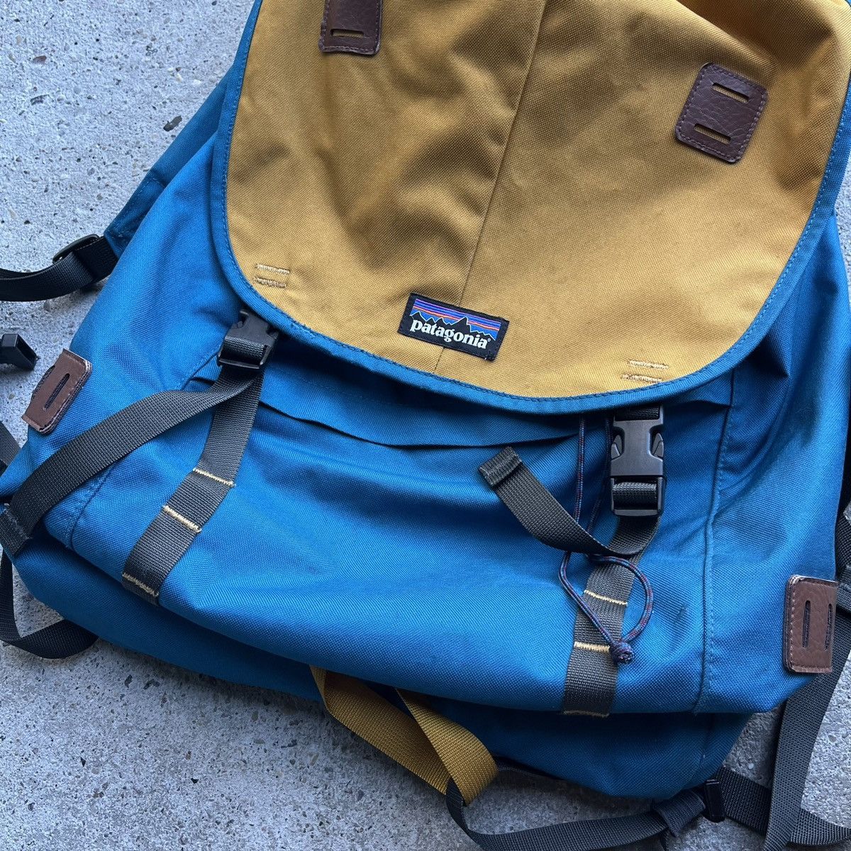 Patagonia × Vintage Vintage Patagonia Hiking Strap Backpack Bag GORP Brand Logo Size ONE SIZE - 3 Thumbnail