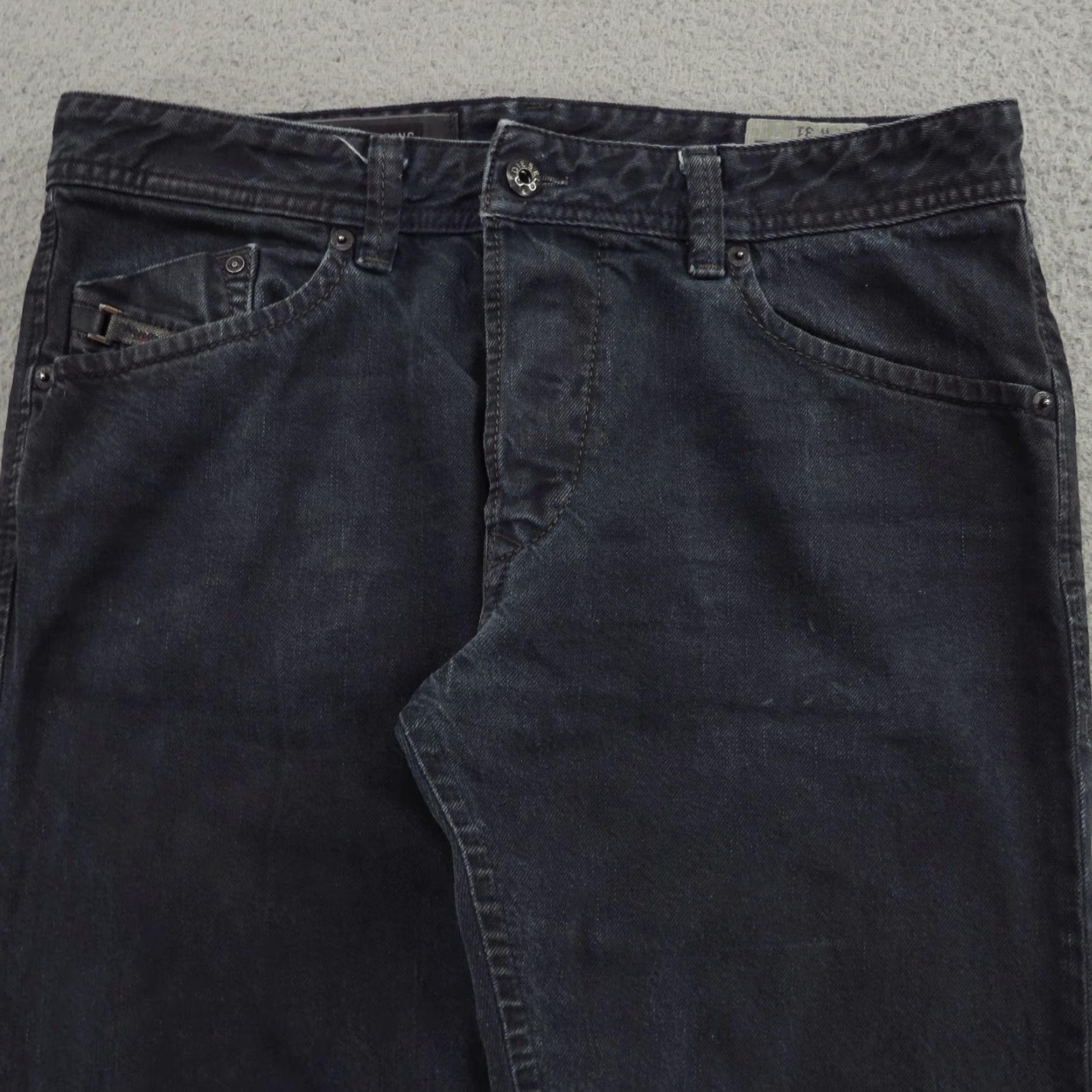 Diesel Diesel Jeans Mens 31 Darron Regular Slim Tapered Indigo Distressed 0816V 32x30 Denim Blue 5-Pocket Mens Jeans Distressed Modern USA Size US 31 - 7 Thumbnail