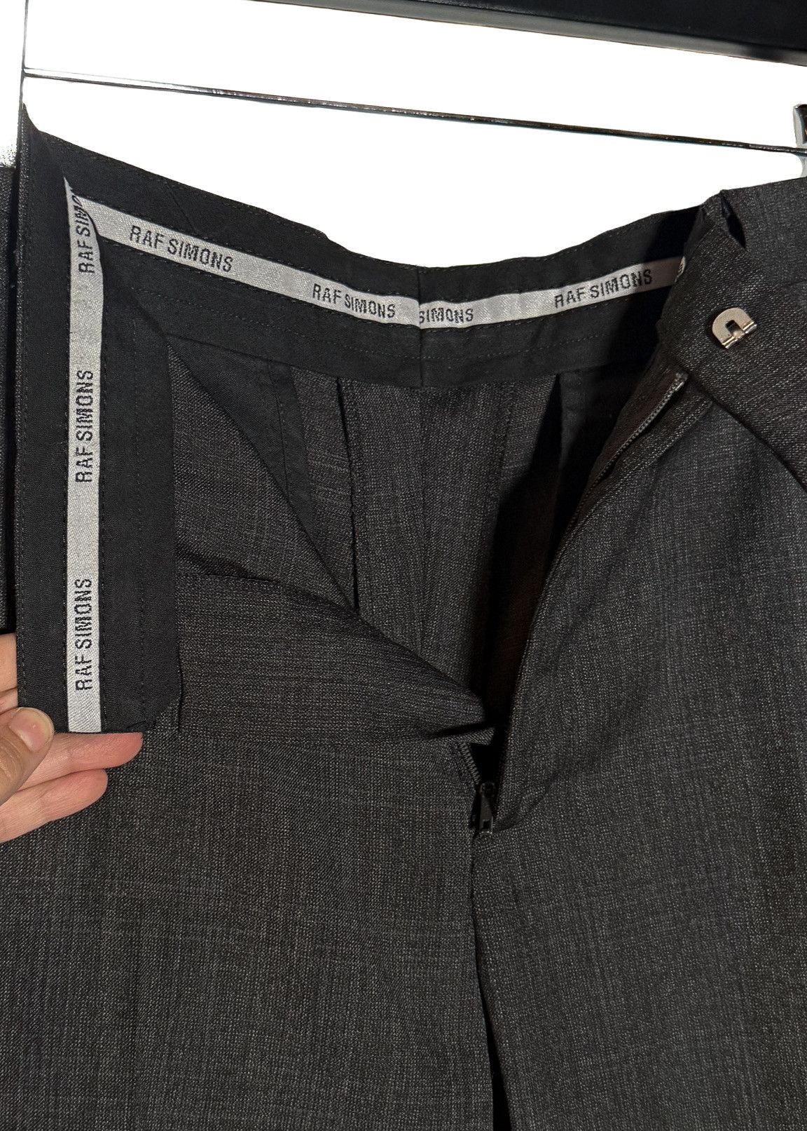 Raf Simons Raf Simons FW07 Charcoal Dress Pants Size US 32 / EU 48 - 6 Thumbnail