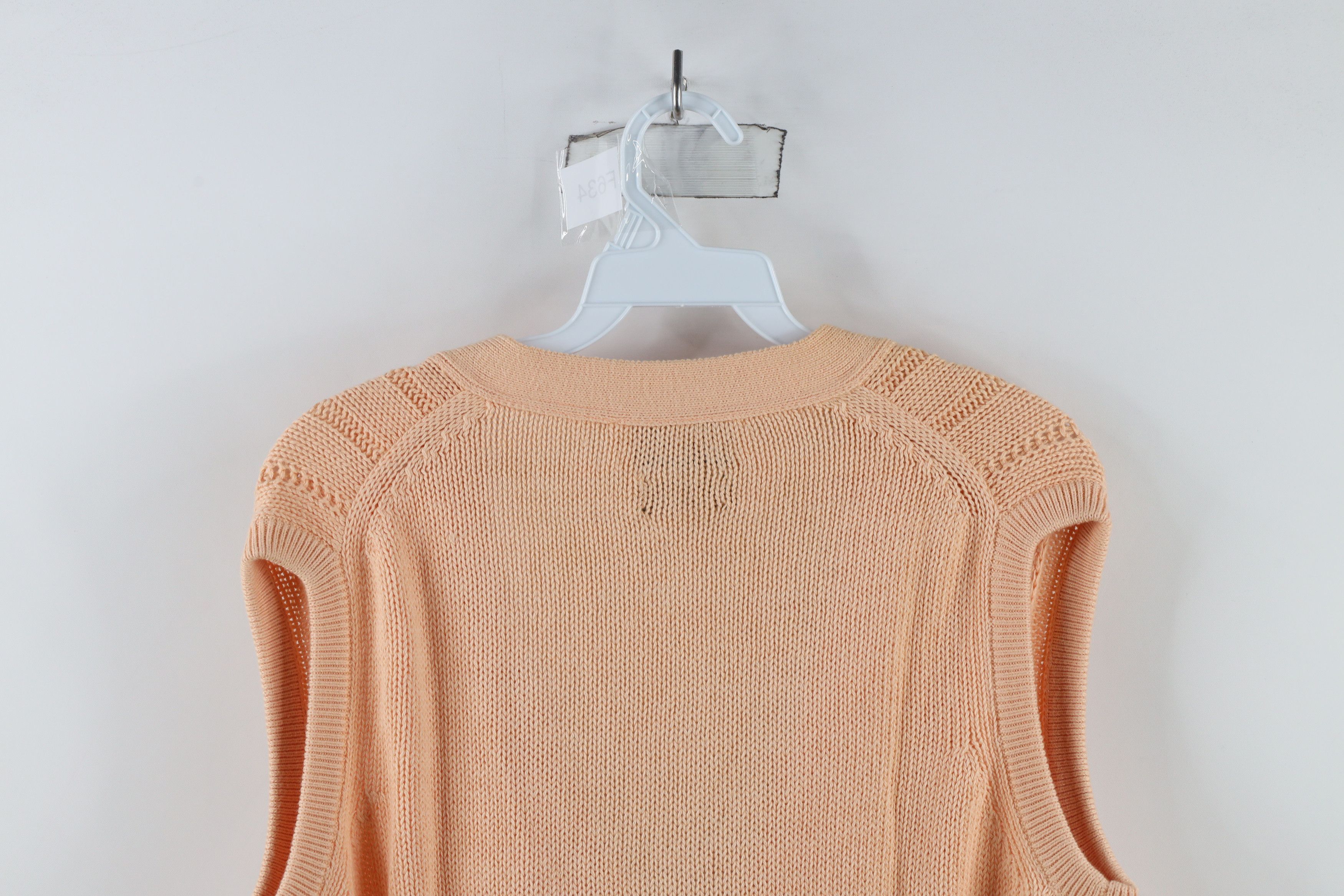 Vintage Vintage 70s Streetwear Cable Knit Cardigan Sweater Vest Pink Size US XL / EU 56 / 4 - 9 Thumbnail