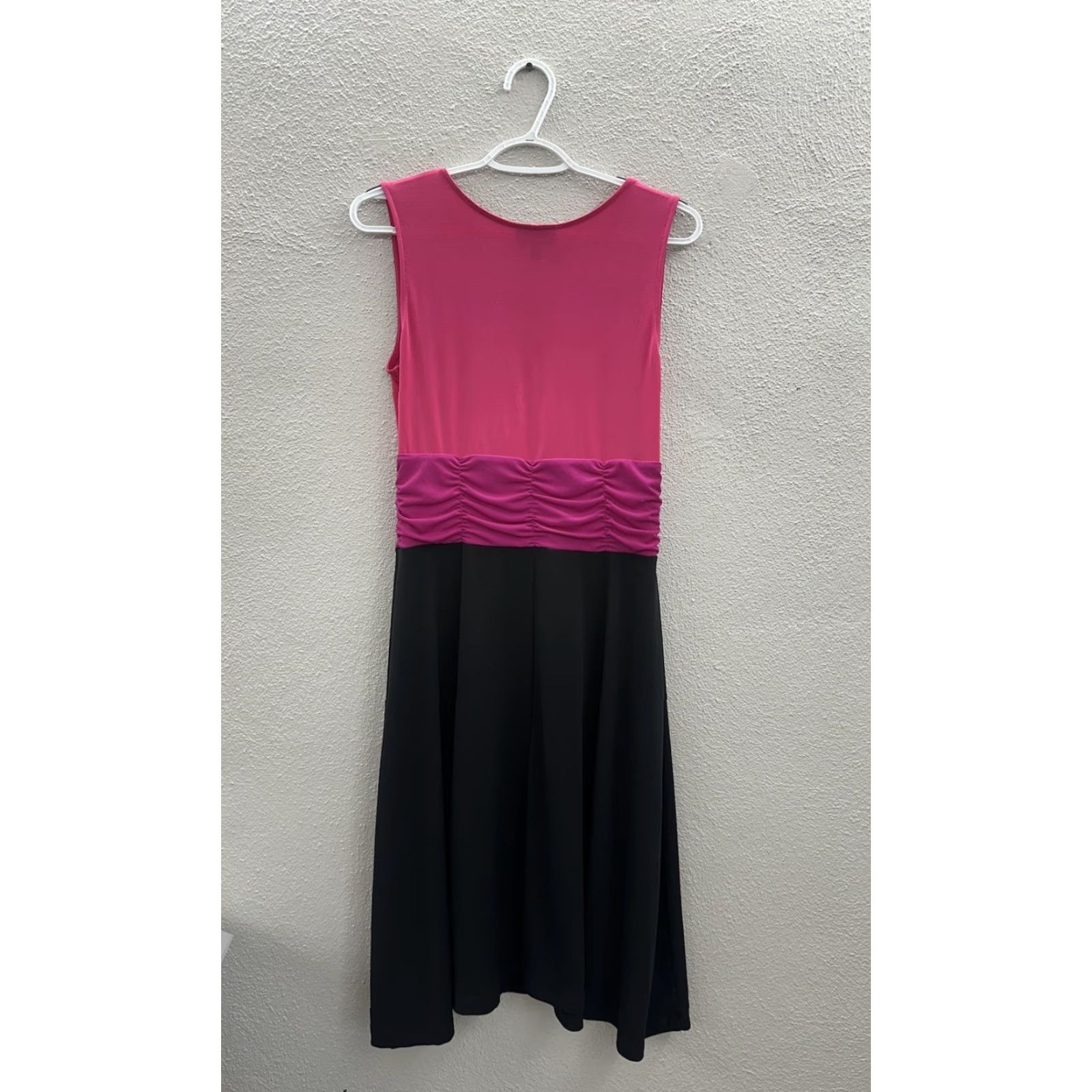 Vintage Fashion Bug Womens Dress Sleeveless Pink Black Size Small Knee Length V-Neck Style Fit & Flare Casual Party/Cocktail Dress Womens Size S / US 4 / IT 40 - 6 Thumbnail