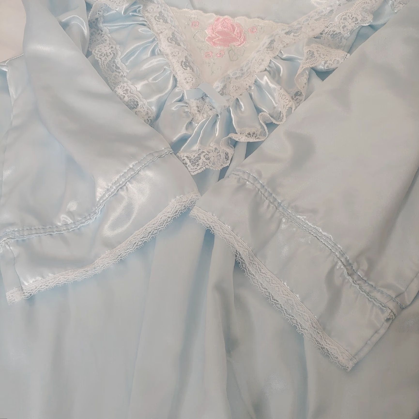 Vintage VINTAGE Nicole Gown M Nightgown Blue Shimmer Lace Trim Ruffled 1/2 Sleeve USA ILGWU Size ONE SIZE - 4 Thumbnail