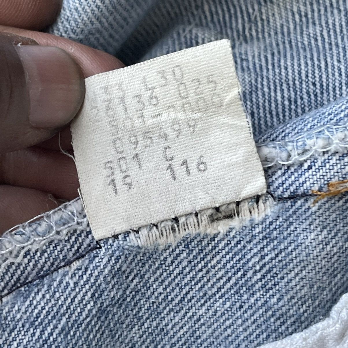 Levi's Thrashed Vintage 80s Levi’s 501 Denim Jeans Size US 32 / EU 48 - 18 Thumbnail