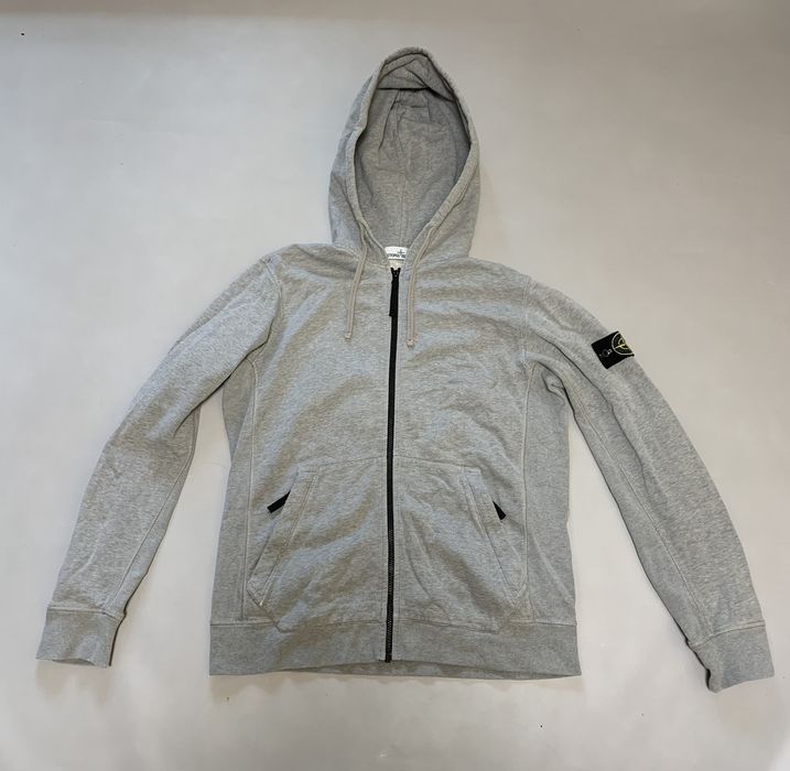 White stone island zip hot sale hoodie