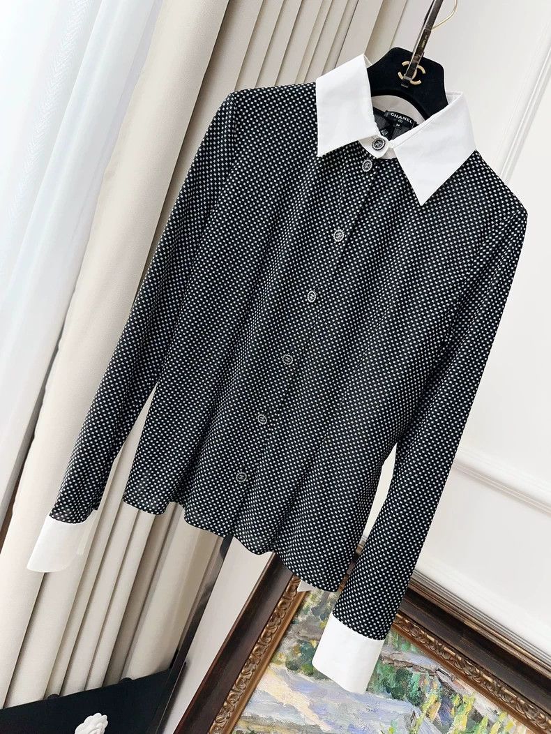 Chanel Chanel 24B black full print small logo silk shirt Size XS / US 0-2 / IT 36-38 - 1 Thumbnail