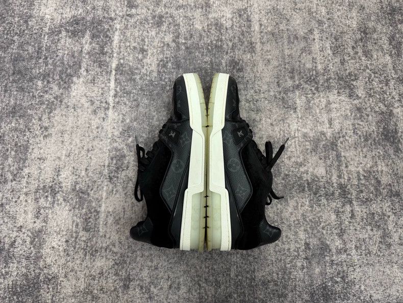 Louis Vuitton Louis Vuitton TRAINER black presbyopic shoes Size US 7 / EU 40 - 5 Thumbnail