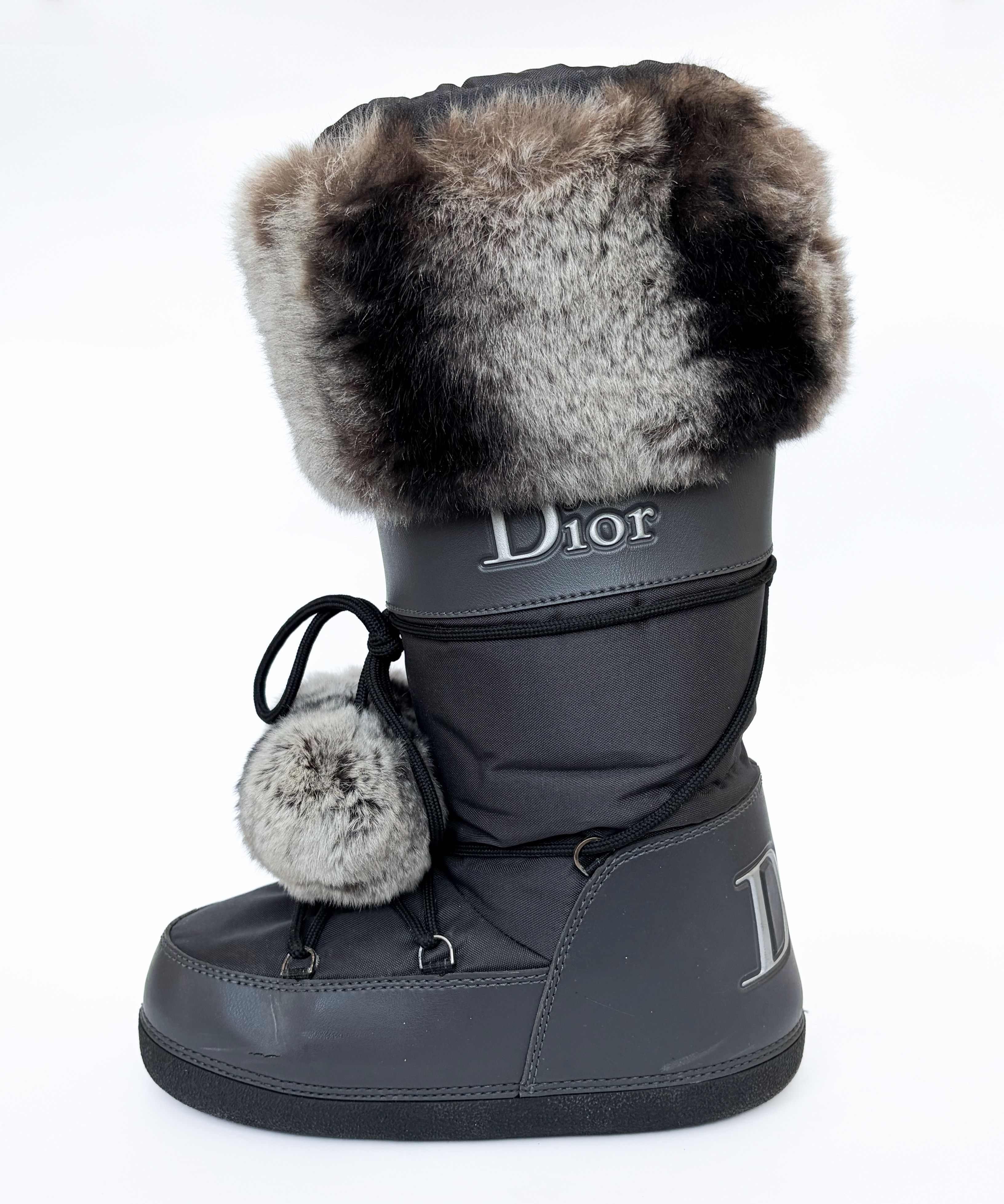 Dior DIOR Moon Boots Grey Fur Logo Ski John GALLIANO 35-37 Size US 7 / IT 37 - 1 Thumbnail