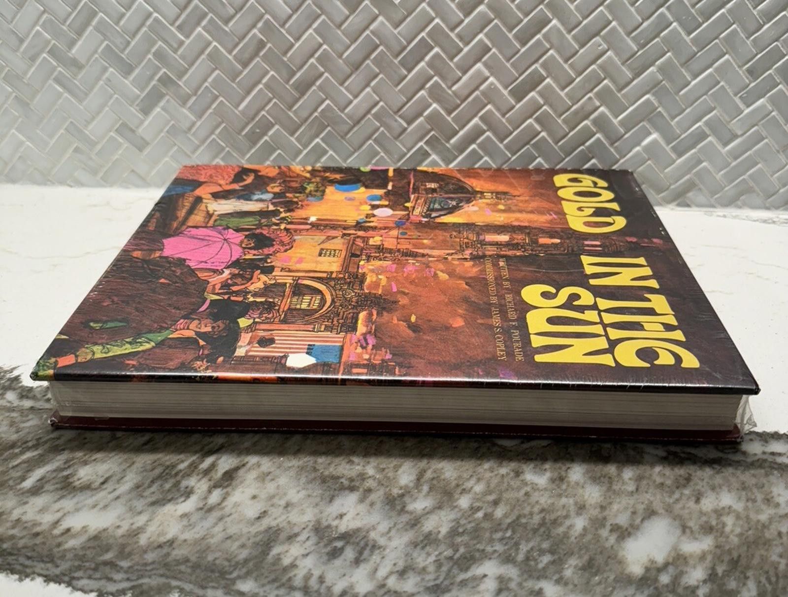Designer 1966 Vintag History Gold In the Sun The History of San Diego Size ONE SIZE - 4 Thumbnail