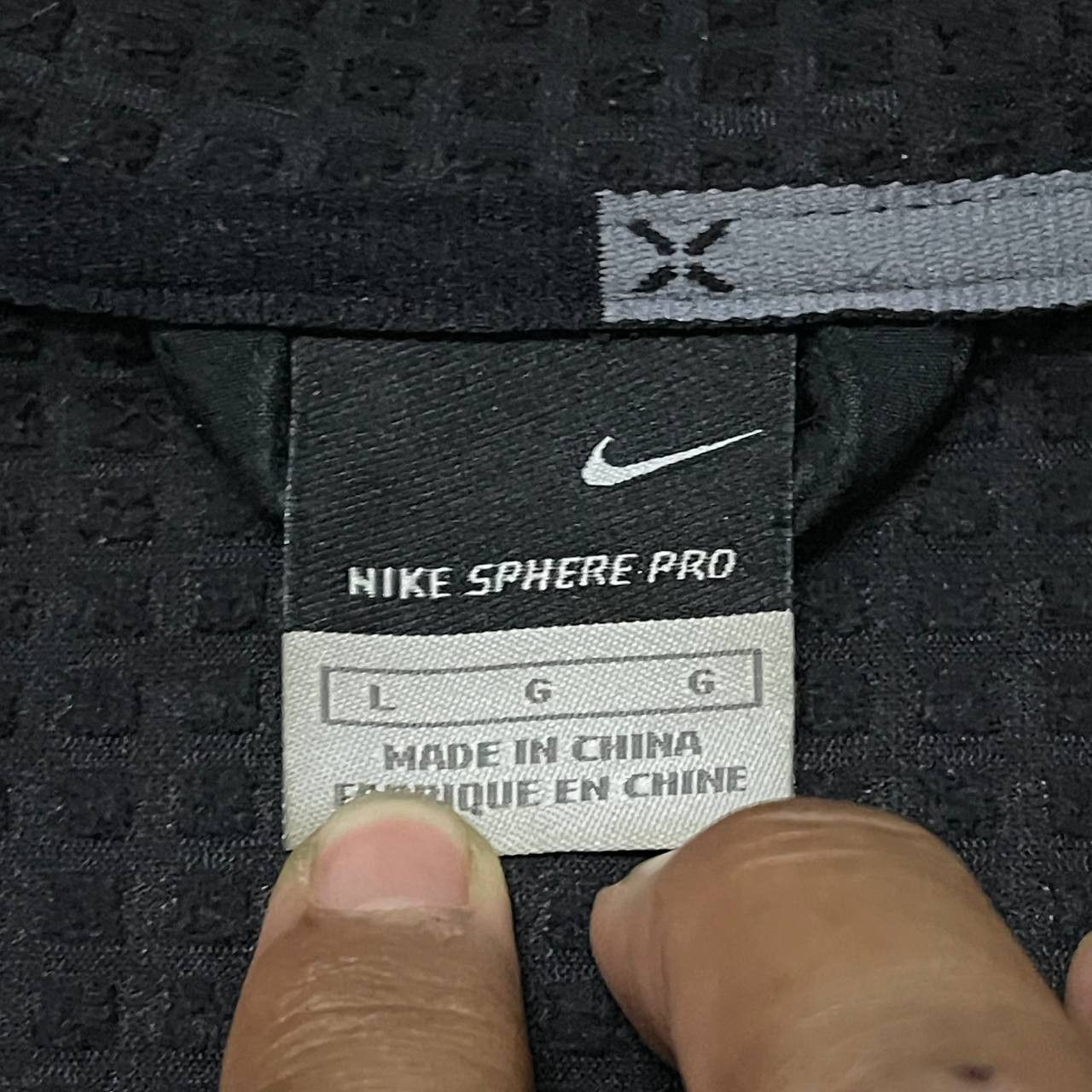 Nike Vintage Nike Sphere Pro Hooded Jacket Size US M / EU 48-50 / 2 - 15 Thumbnail