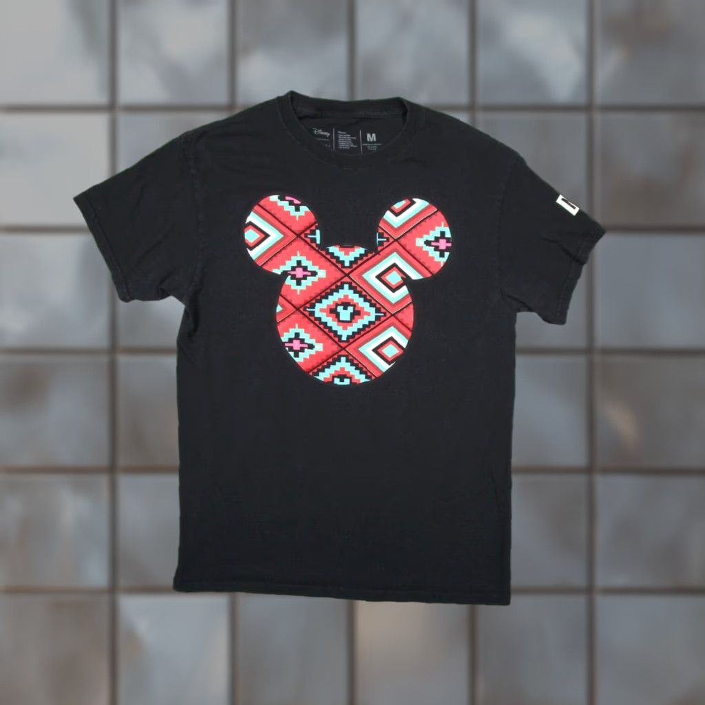 Disney VINTAGE Disney Neff T-Shirt Men’s Medium Black Mickey Mouse Aztec Southwest Cartoon Retro Size US M / EU 48-50 / 2 - 1 Thumbnail