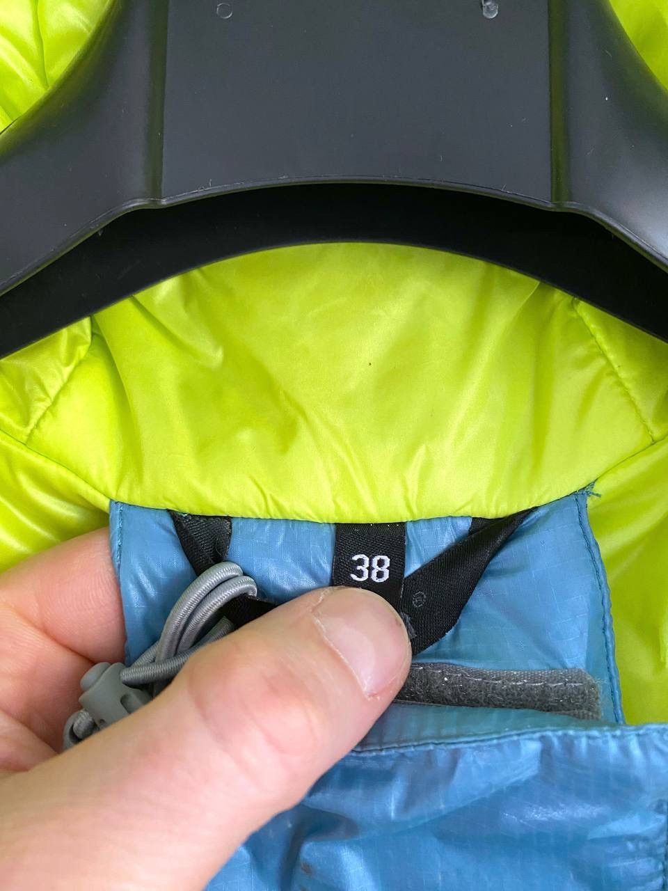 Other Rukka Women's Primaloft Insulated Hooded Jacket, Size 38/ M Size M / US 6-8 / IT 42-44 - 13 Thumbnail