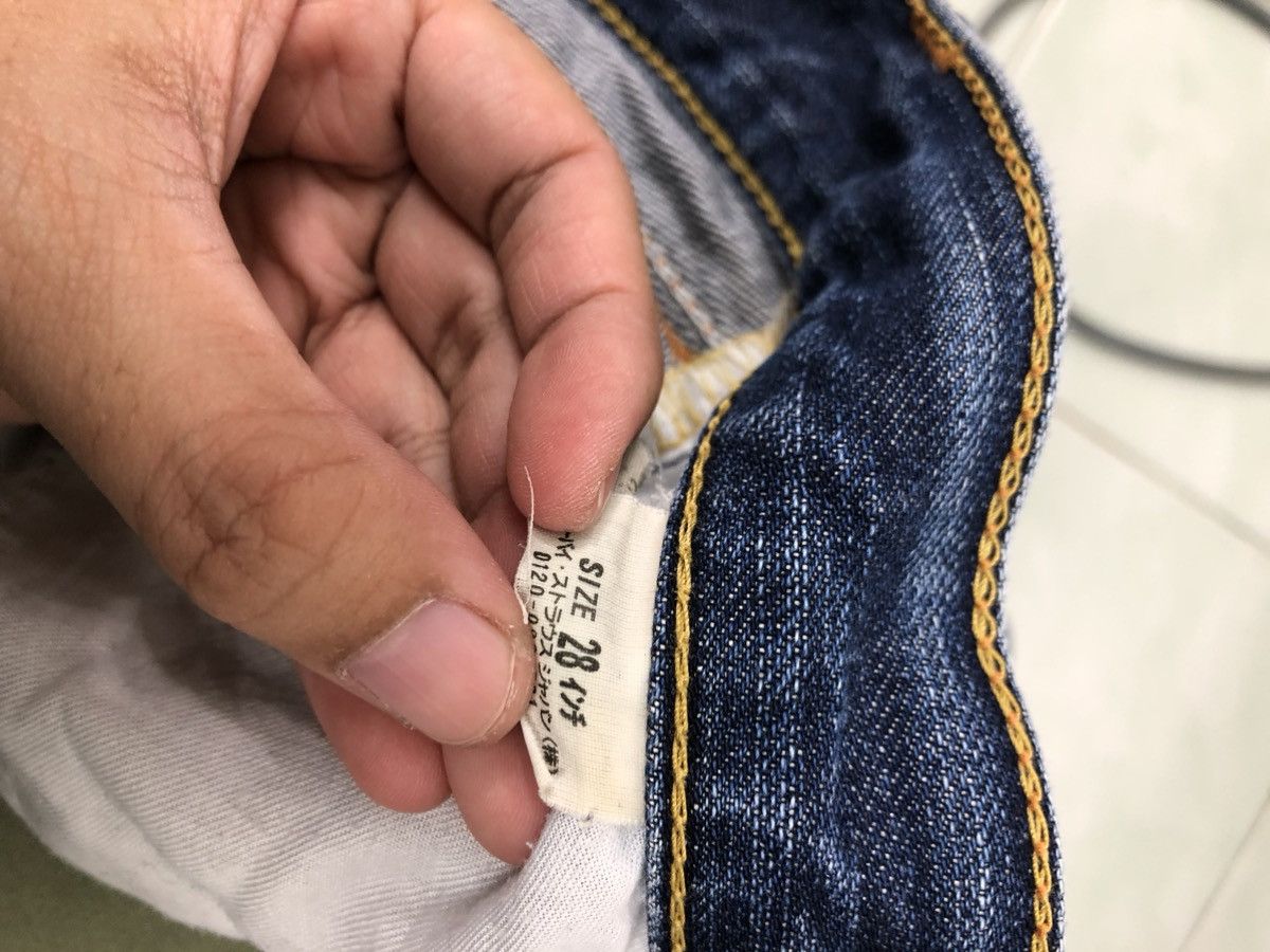 Levi's VINTAGE LEVI’S LOT 707 DISTRESSED DENIM JEANS LEATHER PAD Size US 26 / EU 42 - 10 Thumbnail