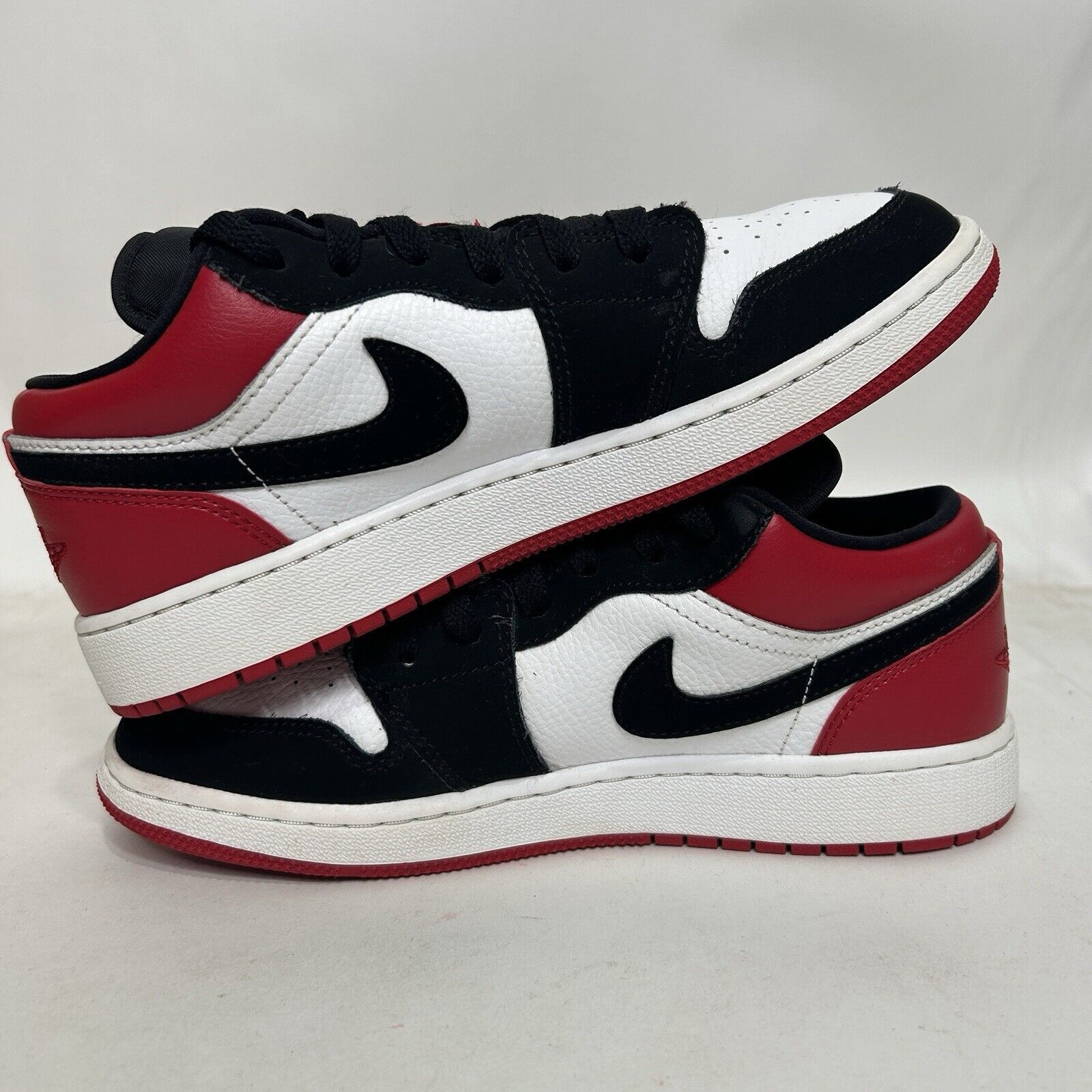 Nike Nike Shoes Air Jordan 1 Low Retro GS “Black Toe” 2024 Size US 7.5 / IT 37.5 - 3 Thumbnail