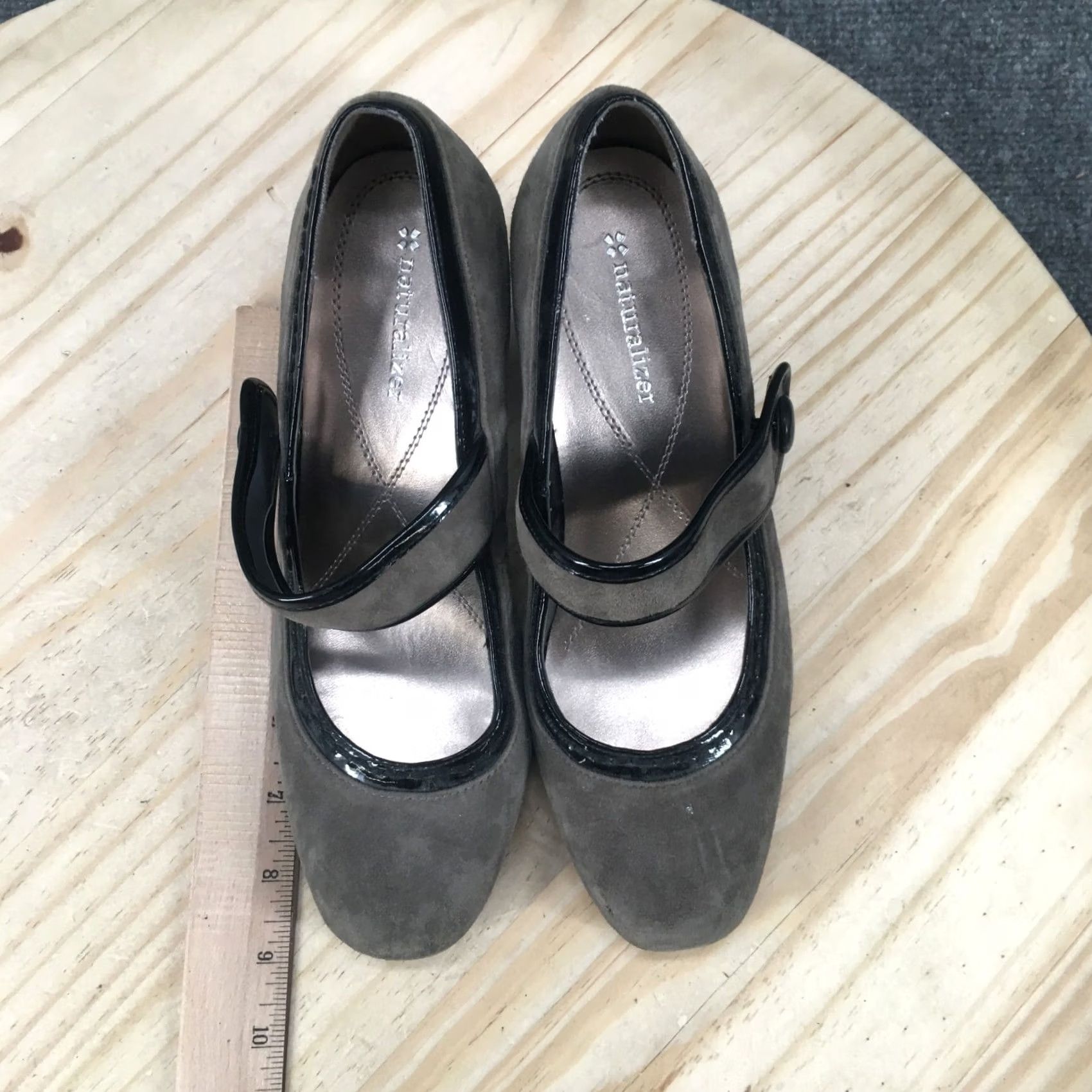 Naturalizer Naturalizer Heels Womens 8.5 Julius Dress Mary Jane Pumps Gray Suede Leather Size M / US 6-8 / IT 42-44 - 6 Thumbnail