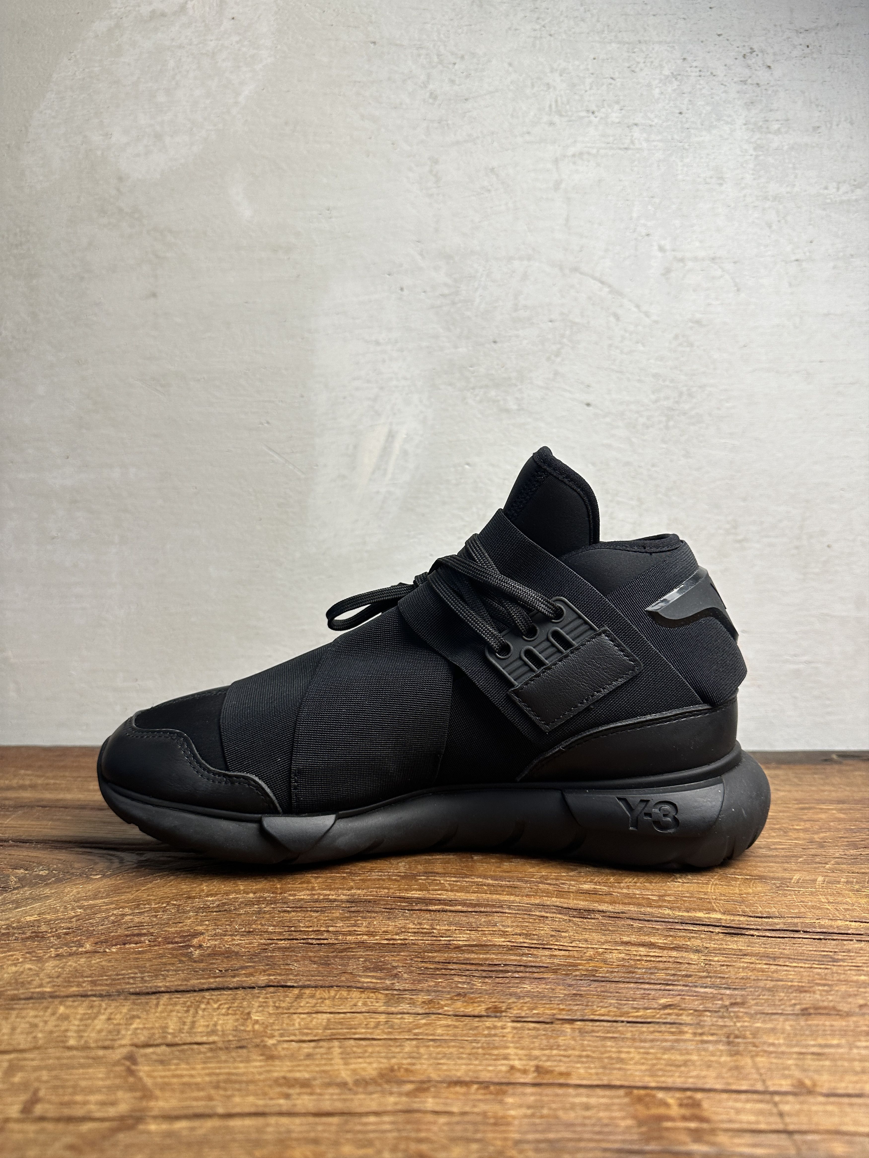 Adidas Y-3 Qasa High Triple Black Size US 7 / EU 40 - 6 Thumbnail