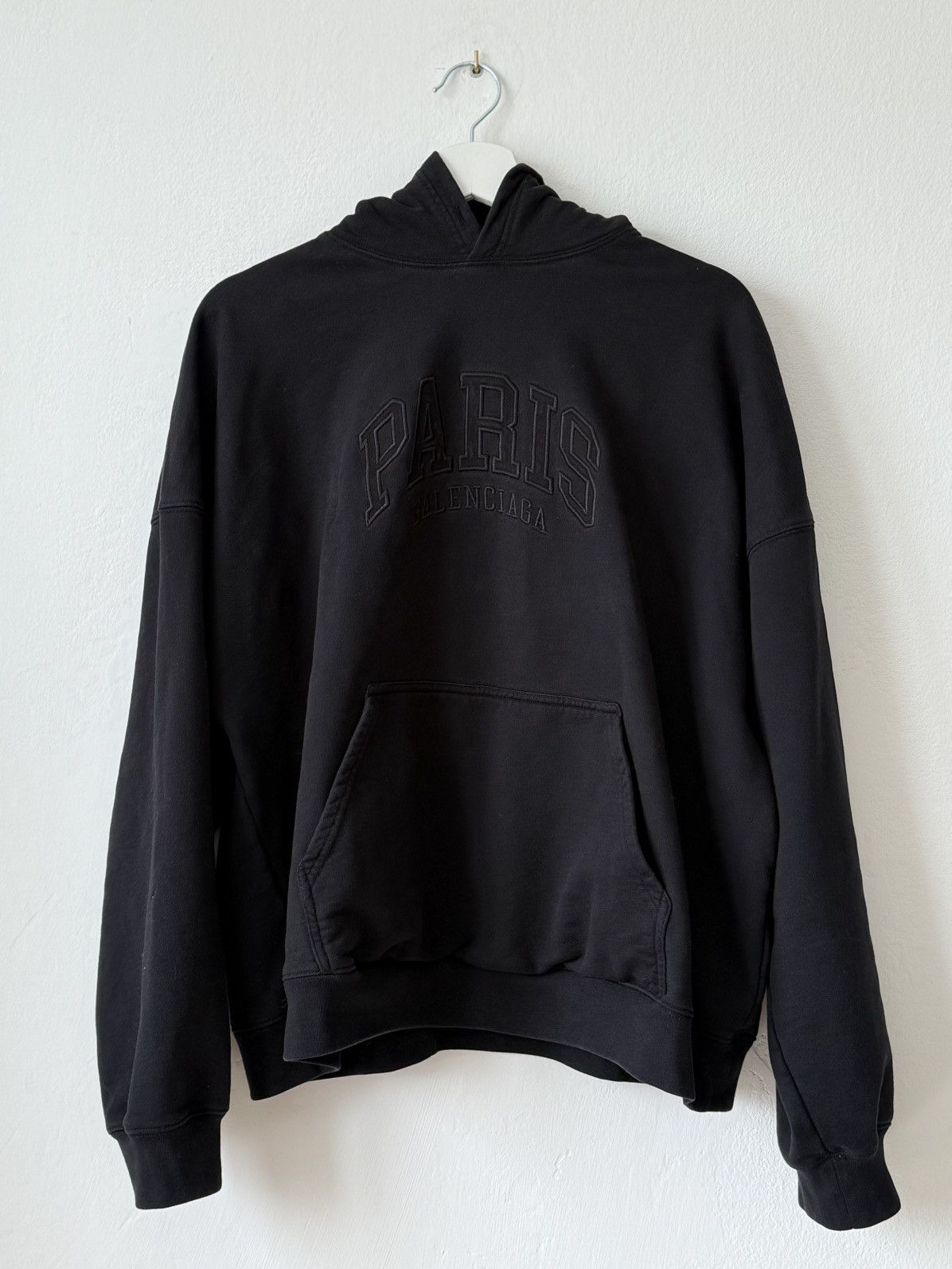 Balenciaga Balenciaga Paris Logo Popover Hoodie Size US S / EU 44-46 / 1 - 1 Thumbnail