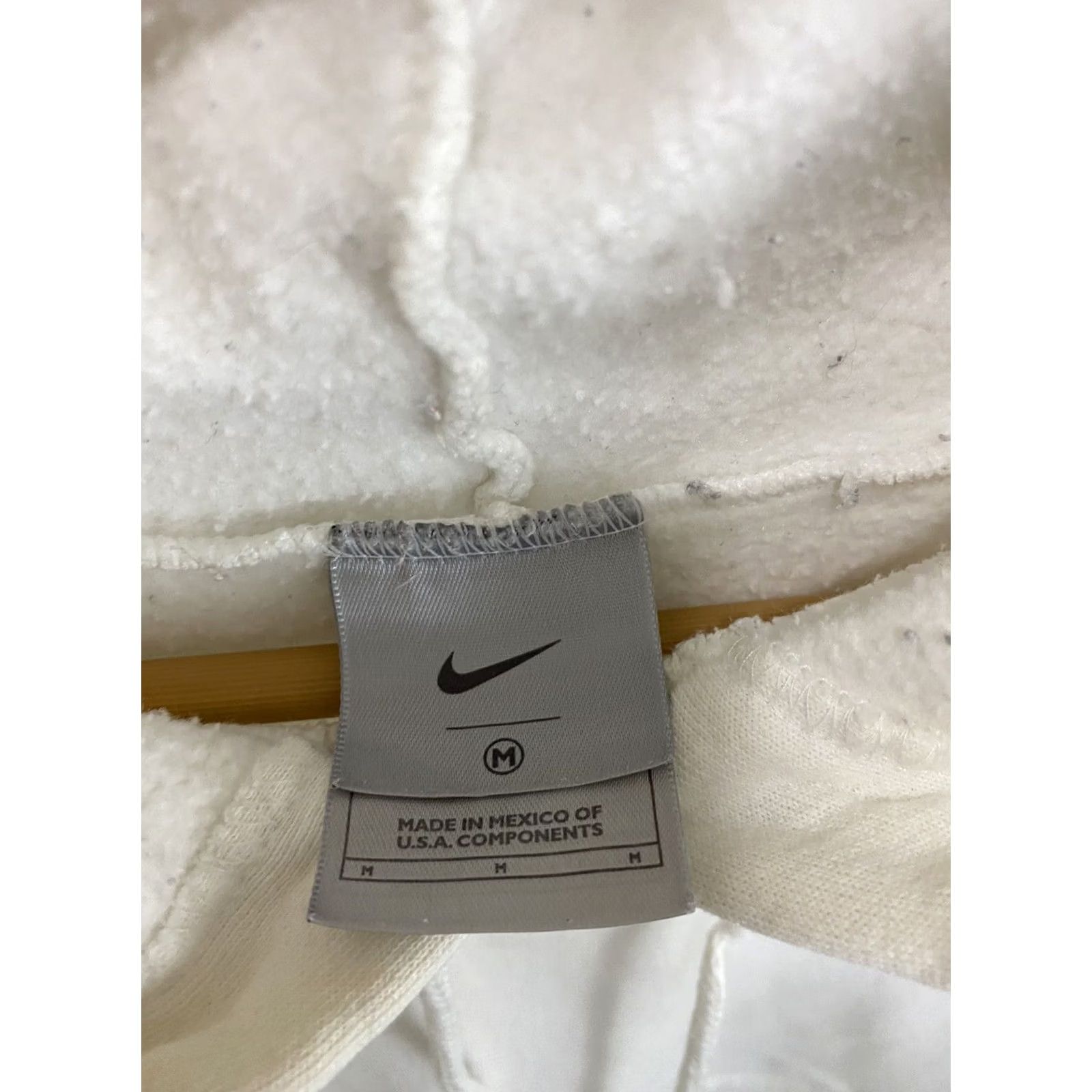 Nike VTG Nike Center Swoosh Check Travis Scott RARE White Hoodie Sweatshirt Size M Mens Hoodie White Nike Center Swoosh Check Travis Scott 90s Inspired Size US M / EU 48-50 / 2 - 4 Thumbnail
